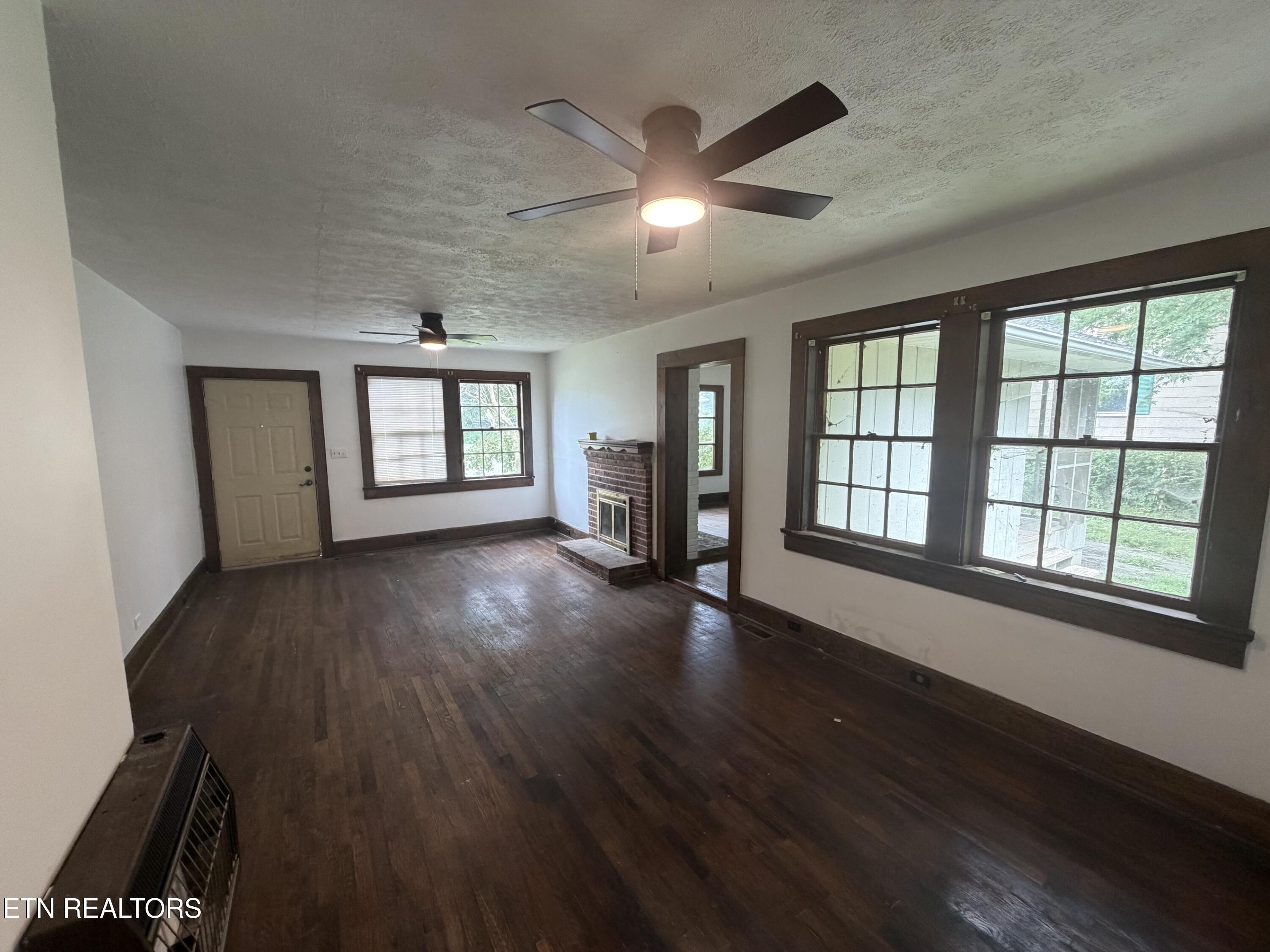 1212 Woodlawn Avenue Maryville TN 37804
