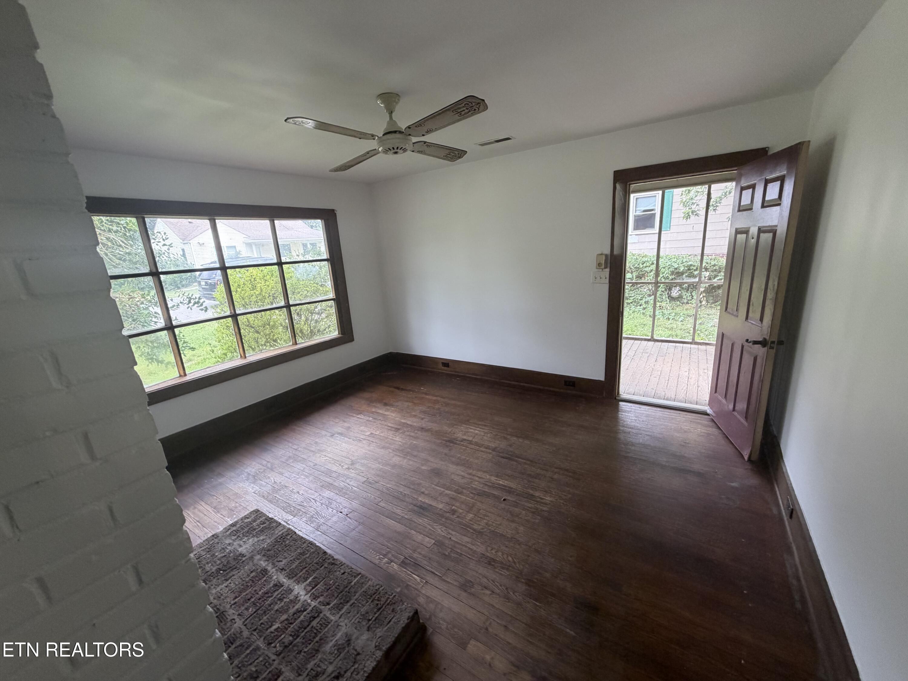 1212 Woodlawn Avenue Maryville TN 37804