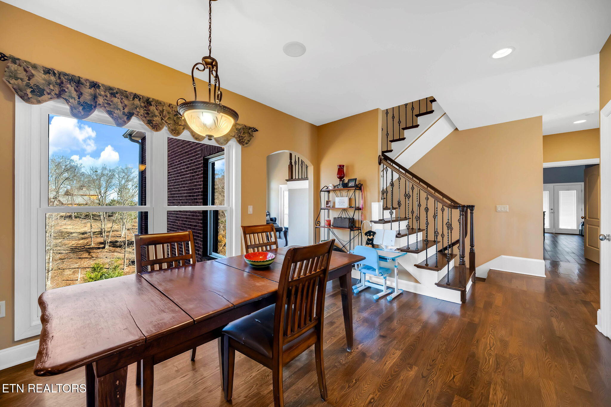 433 Riverbend Drive Dandridge TN 37725