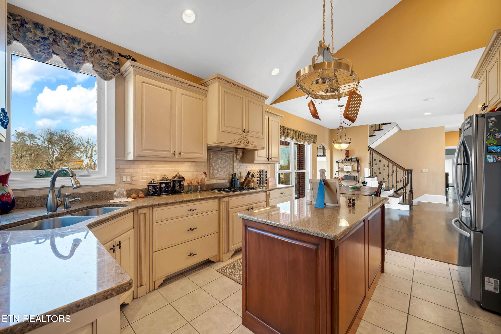 433 Riverbend Drive Dandridge TN 37725