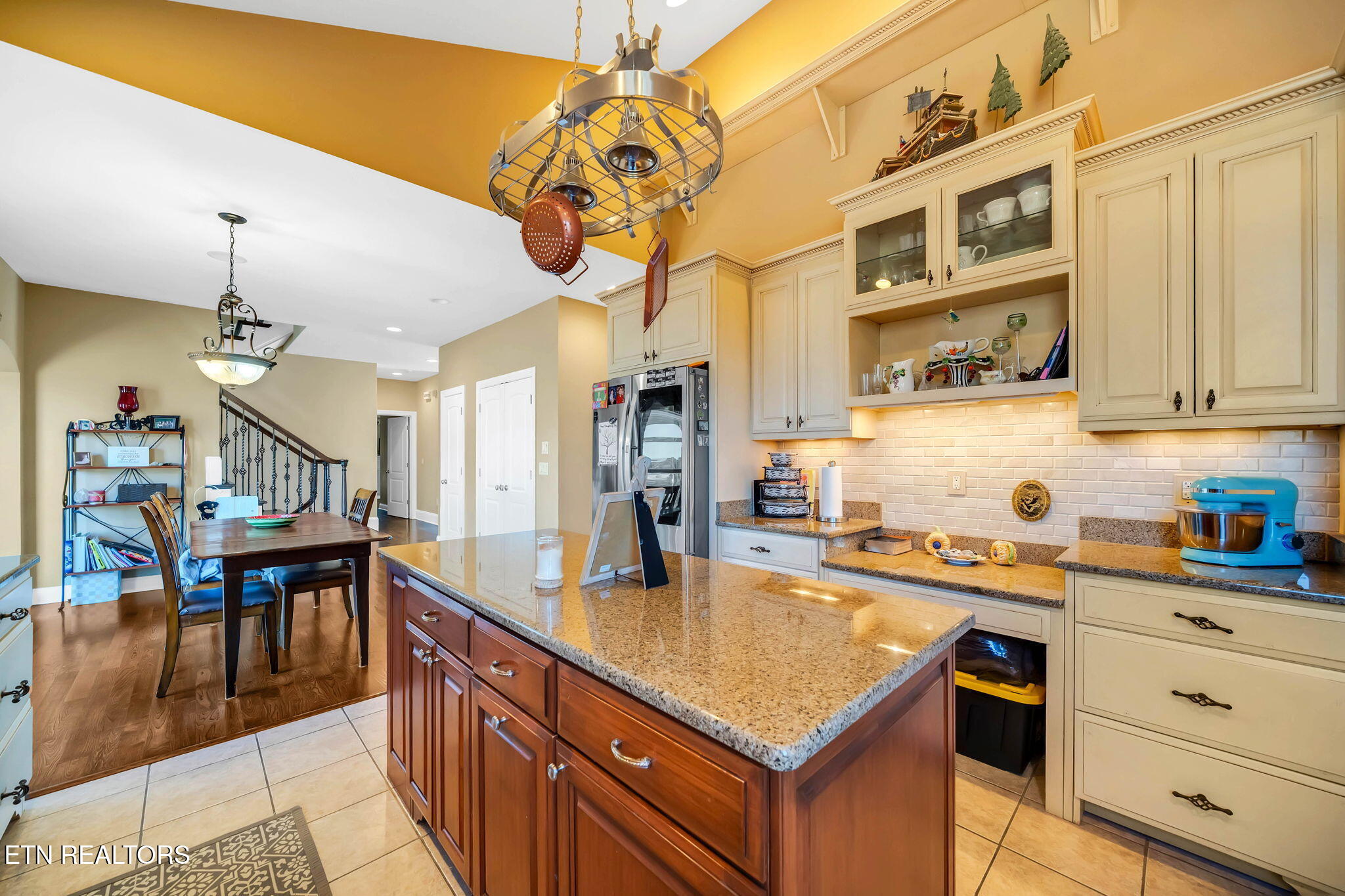 433 Riverbend Drive Dandridge TN 37725