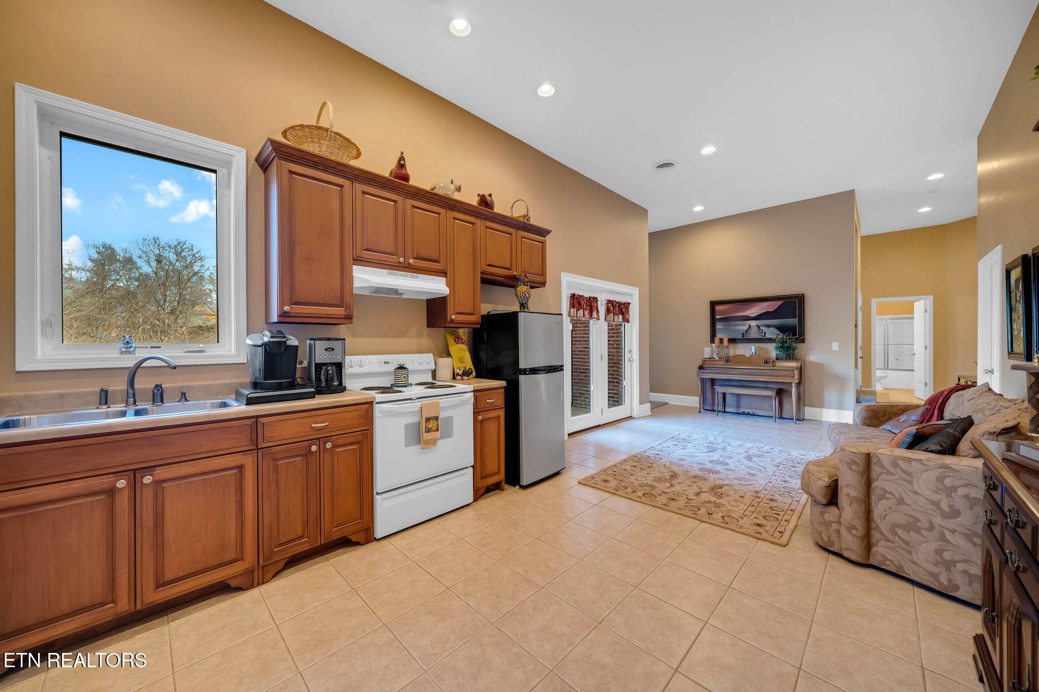433 Riverbend Drive Dandridge TN 37725