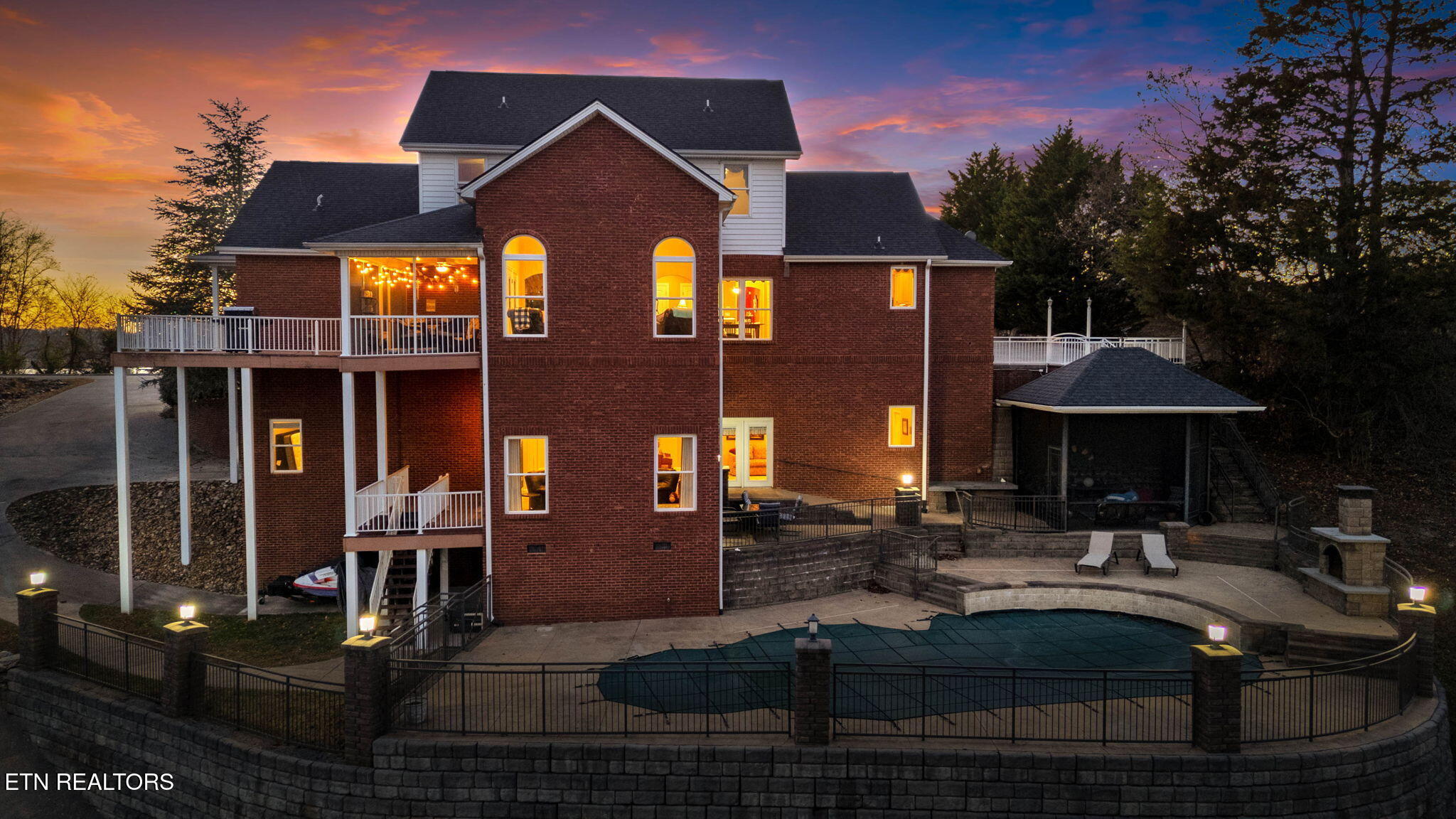 433 Riverbend Drive Dandridge TN 37725