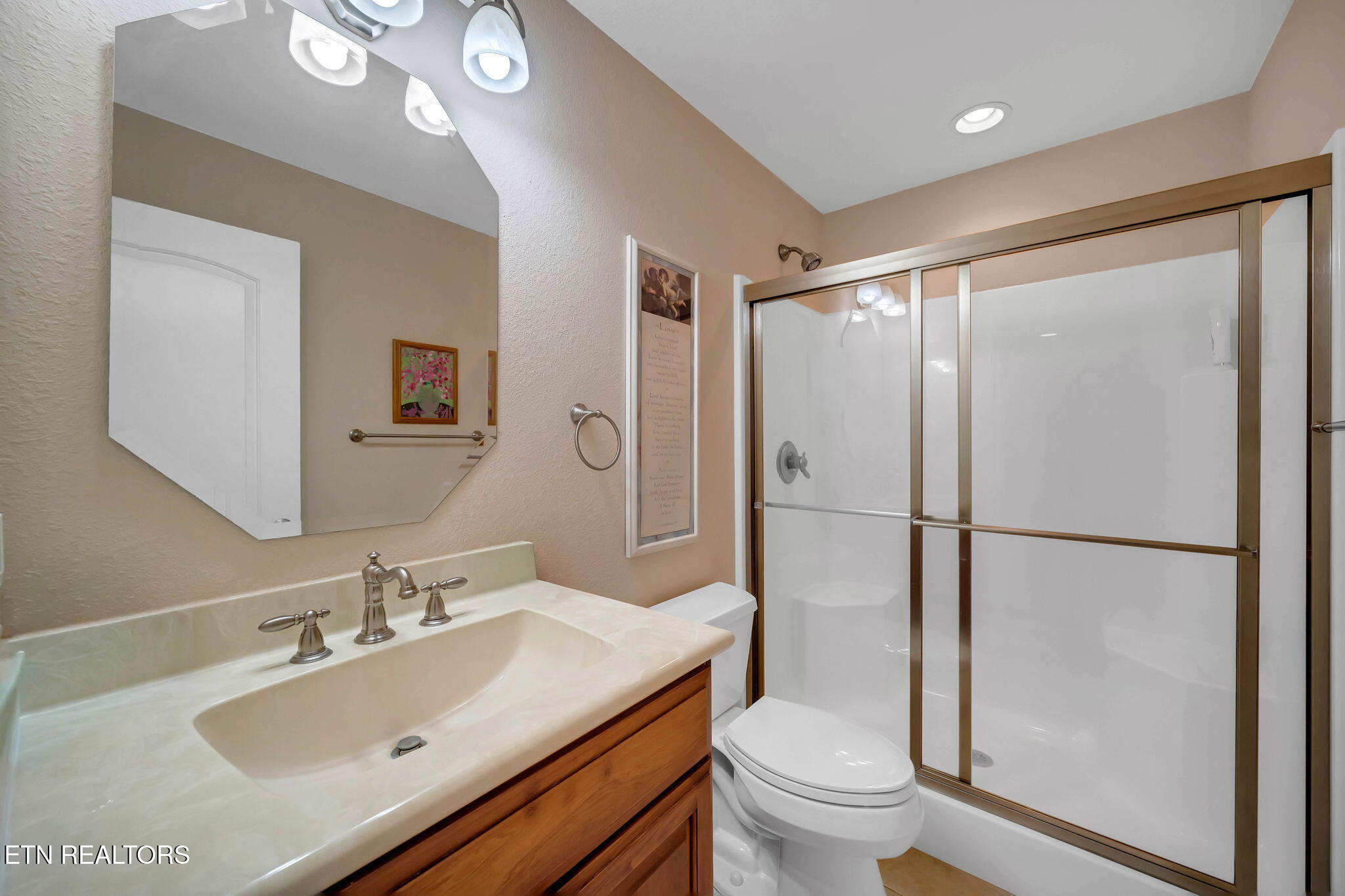 433 Riverbend Drive Dandridge TN 37725