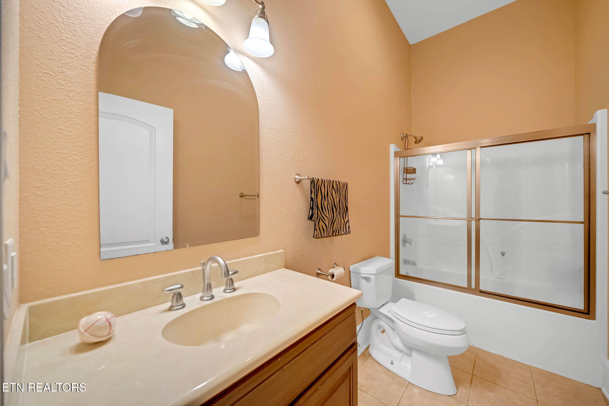 433 Riverbend Drive Dandridge TN 37725