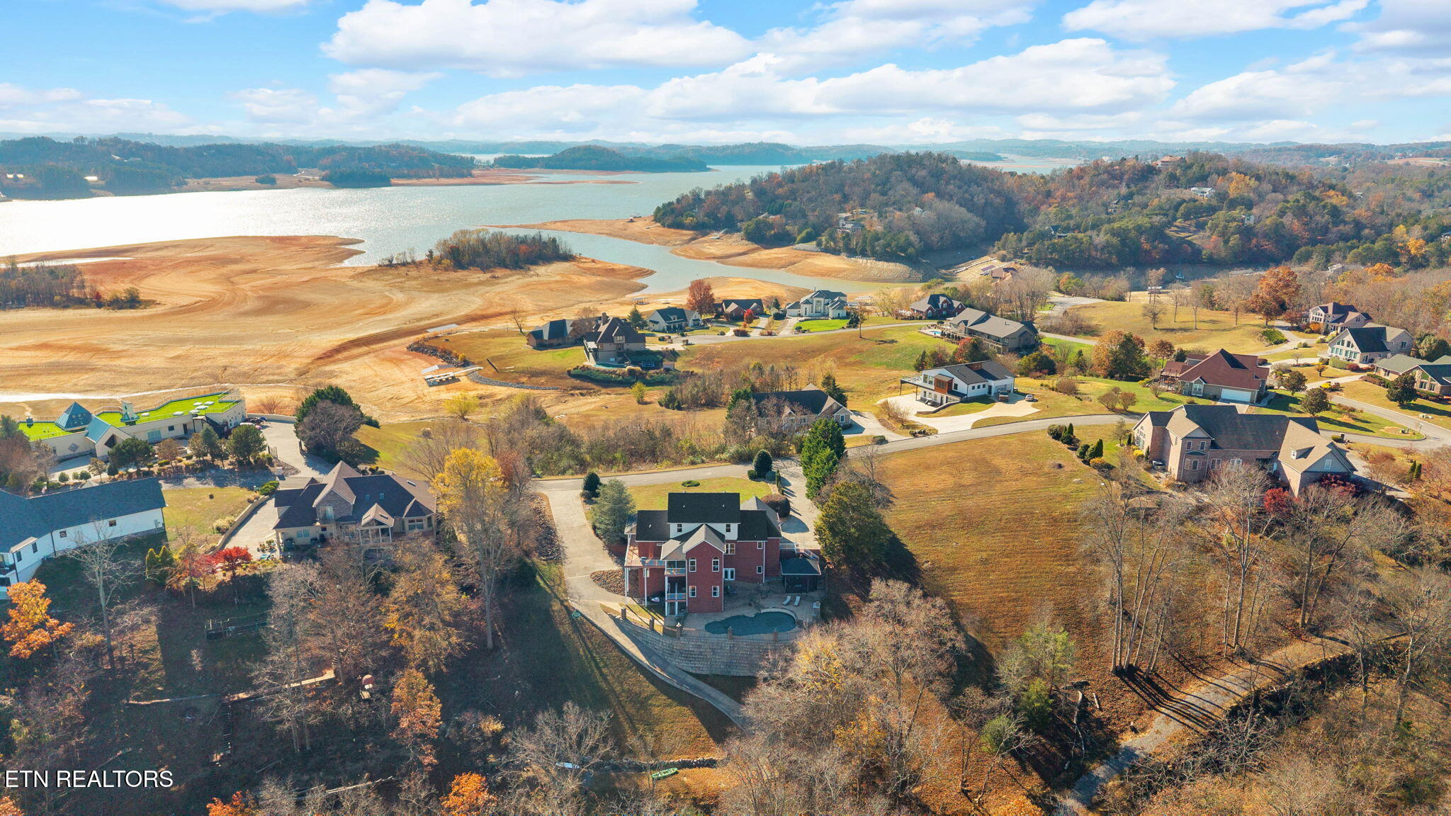 433 Riverbend Drive Dandridge TN 37725