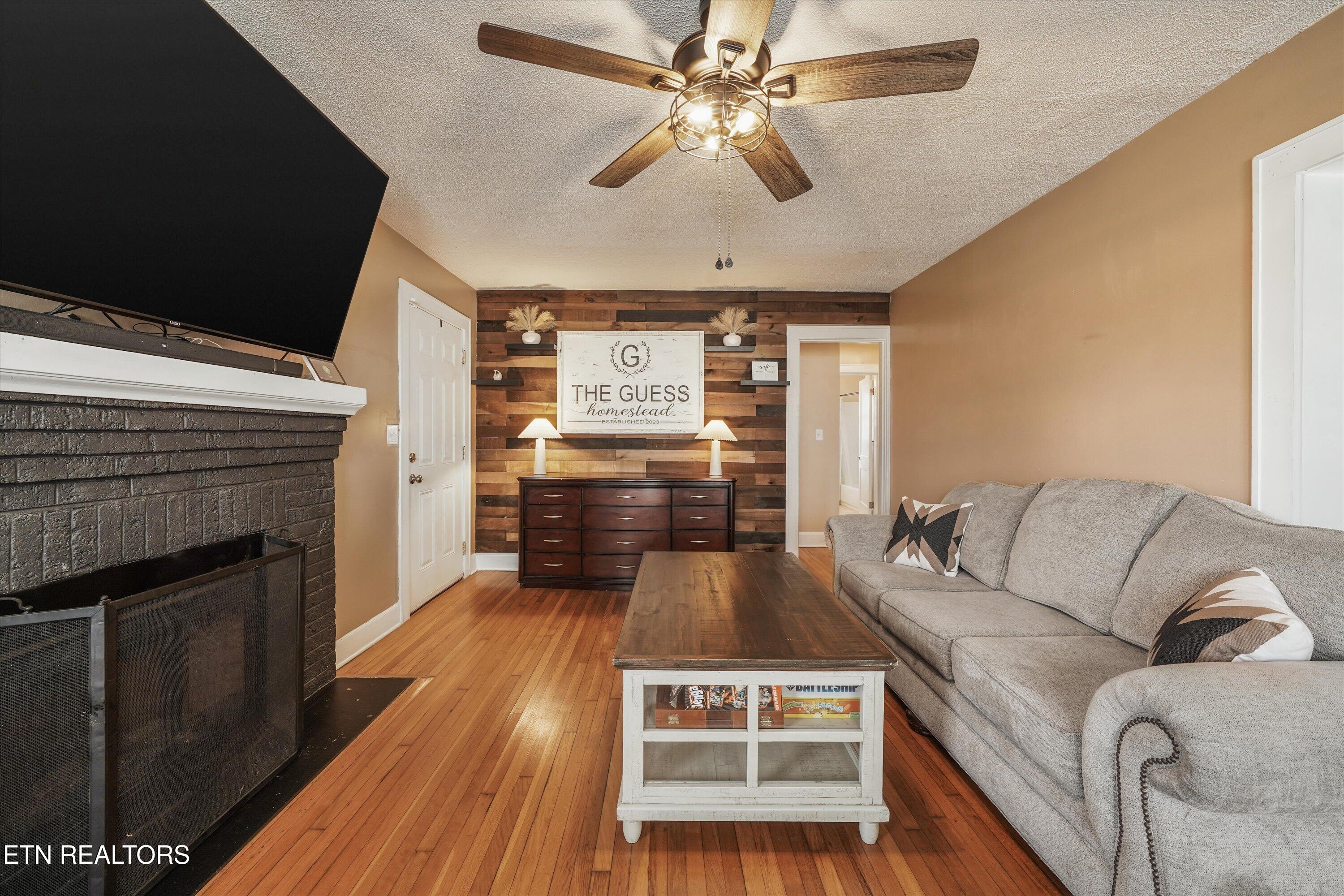2704 Forestdale Avenue Knoxville TN 37917