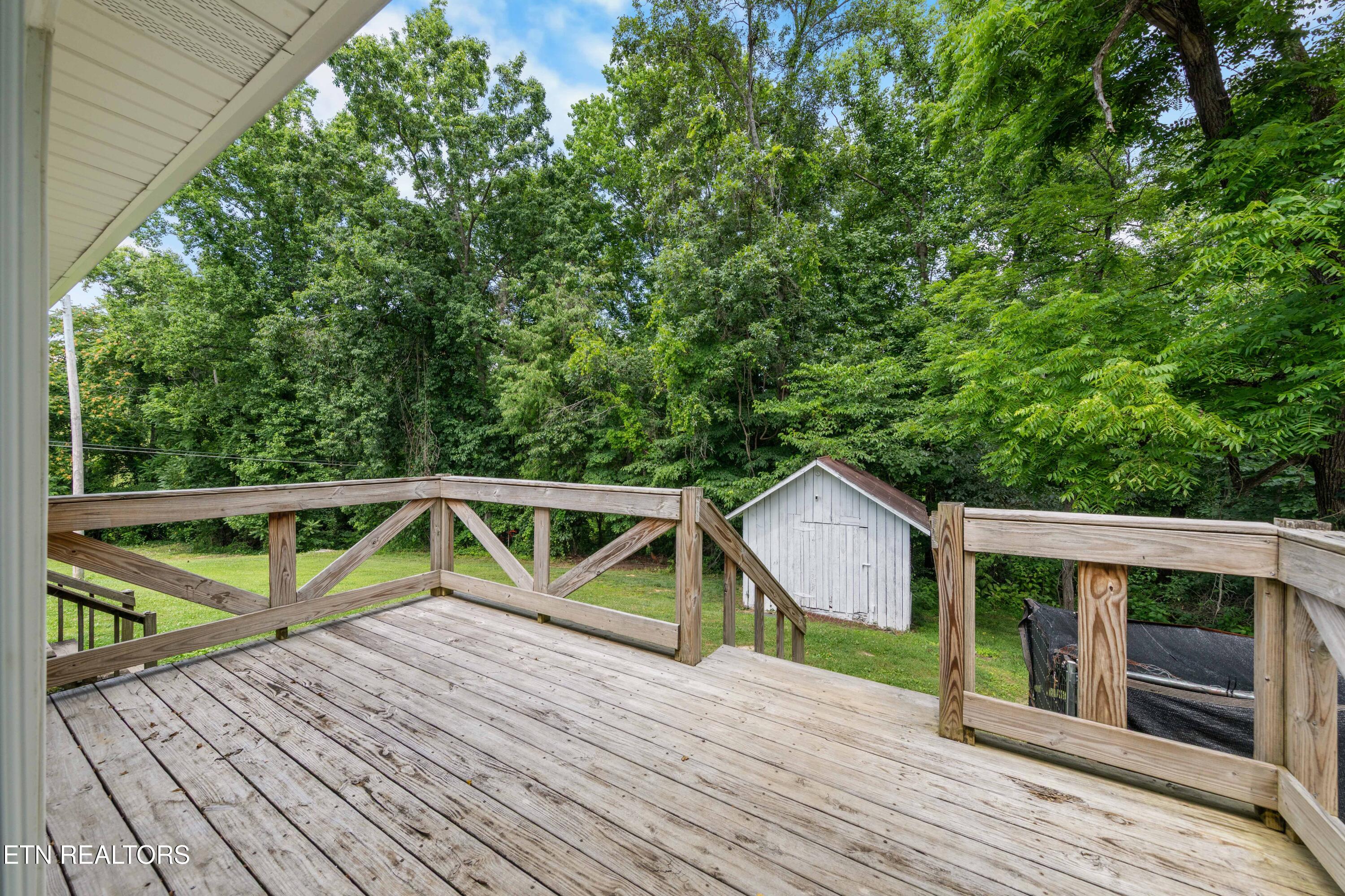 2473 Long Hollow Road Lafollette TN 37766