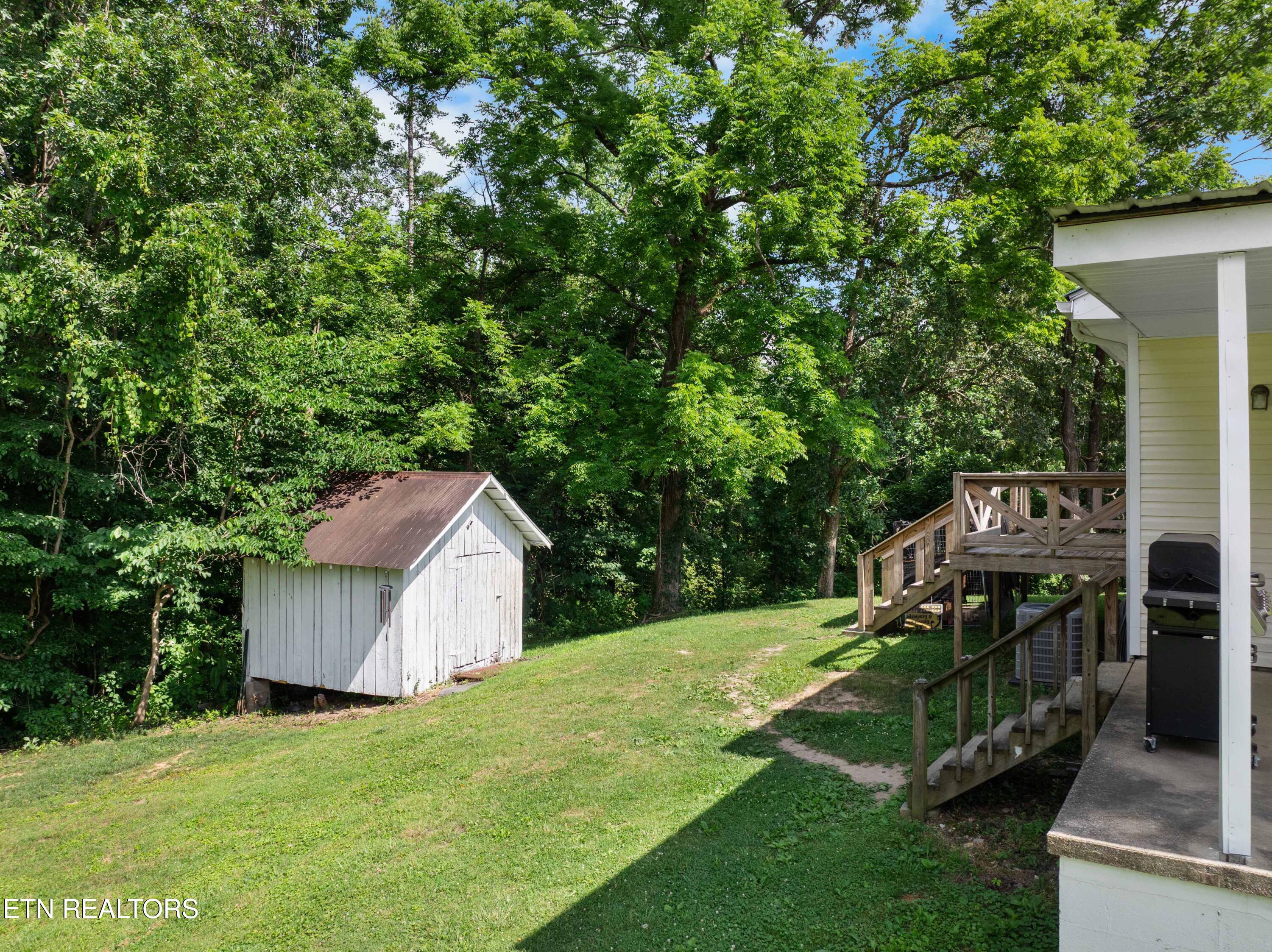 2473 Long Hollow Road Lafollette TN 37766