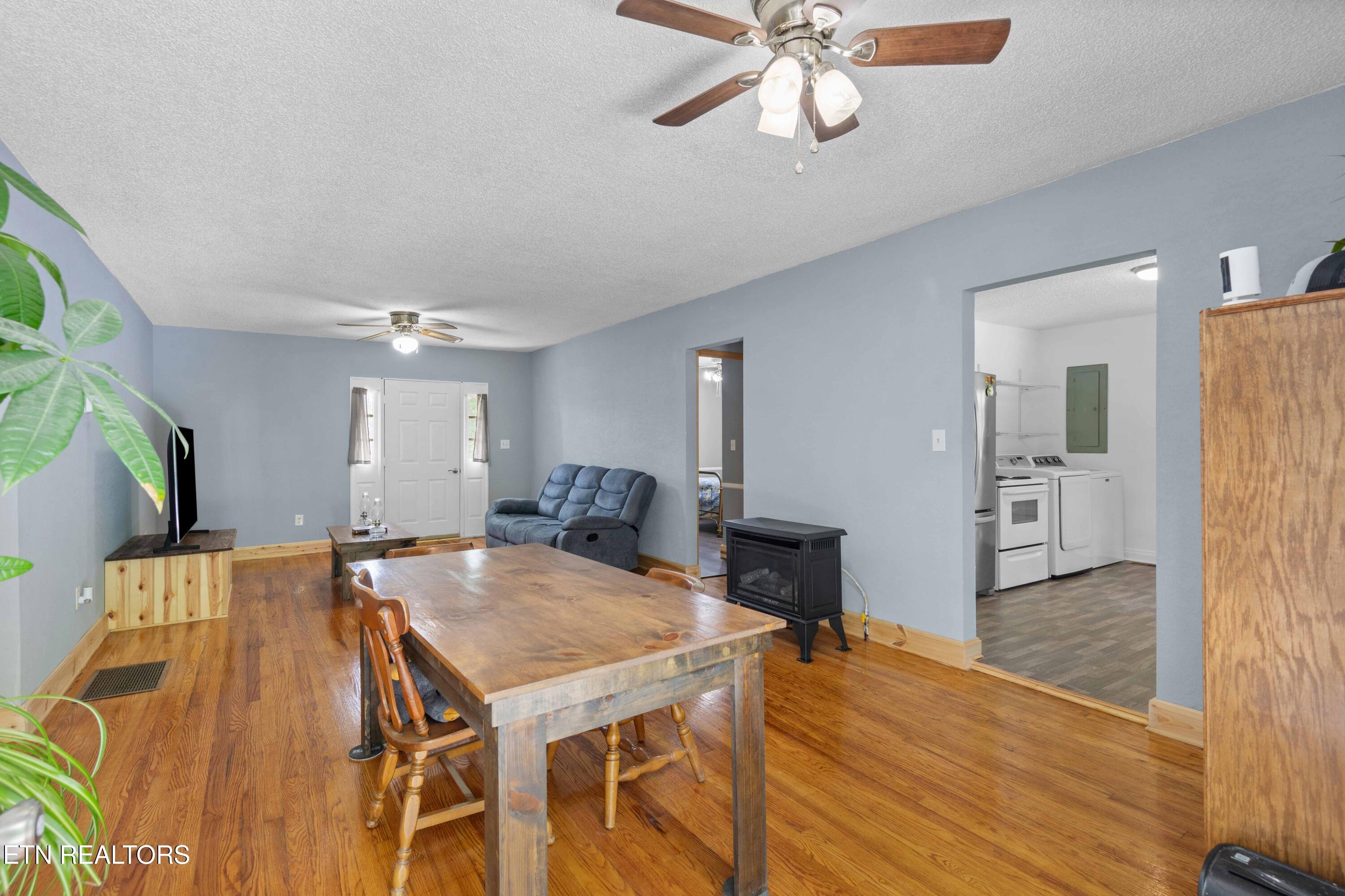2473 Long Hollow Road Lafollette TN 37766