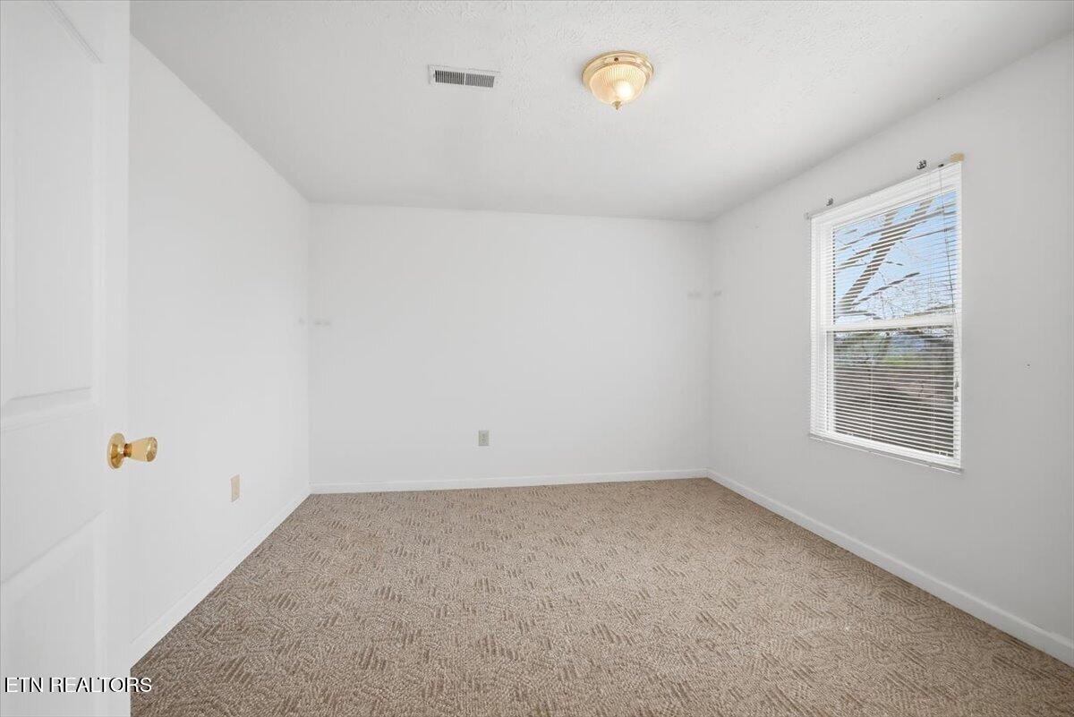239 Bello Road Tazewell TN 37879