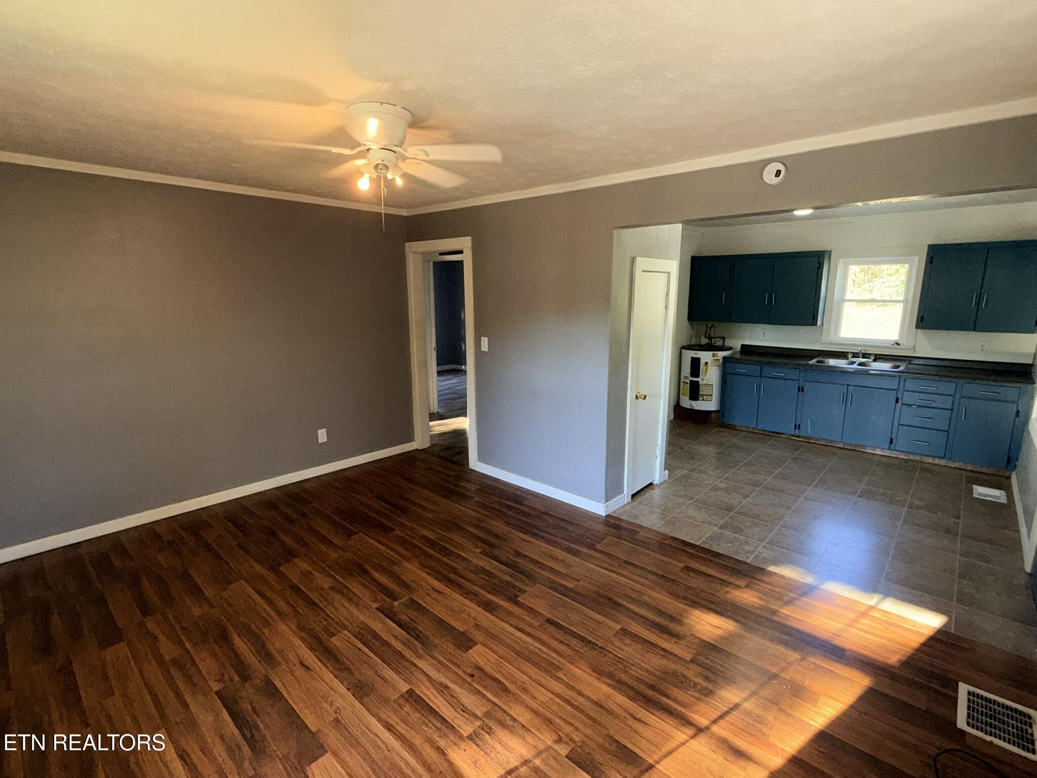 507 S Indiana Avenue Lafollette TN 37766