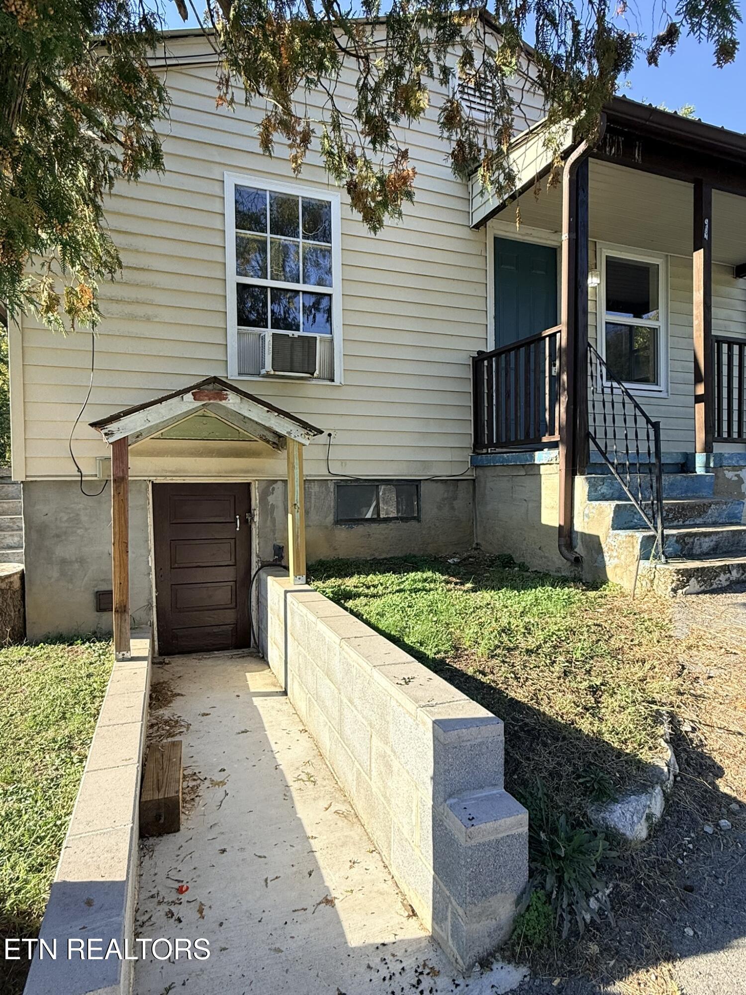 507 S Indiana Avenue Lafollette TN 37766