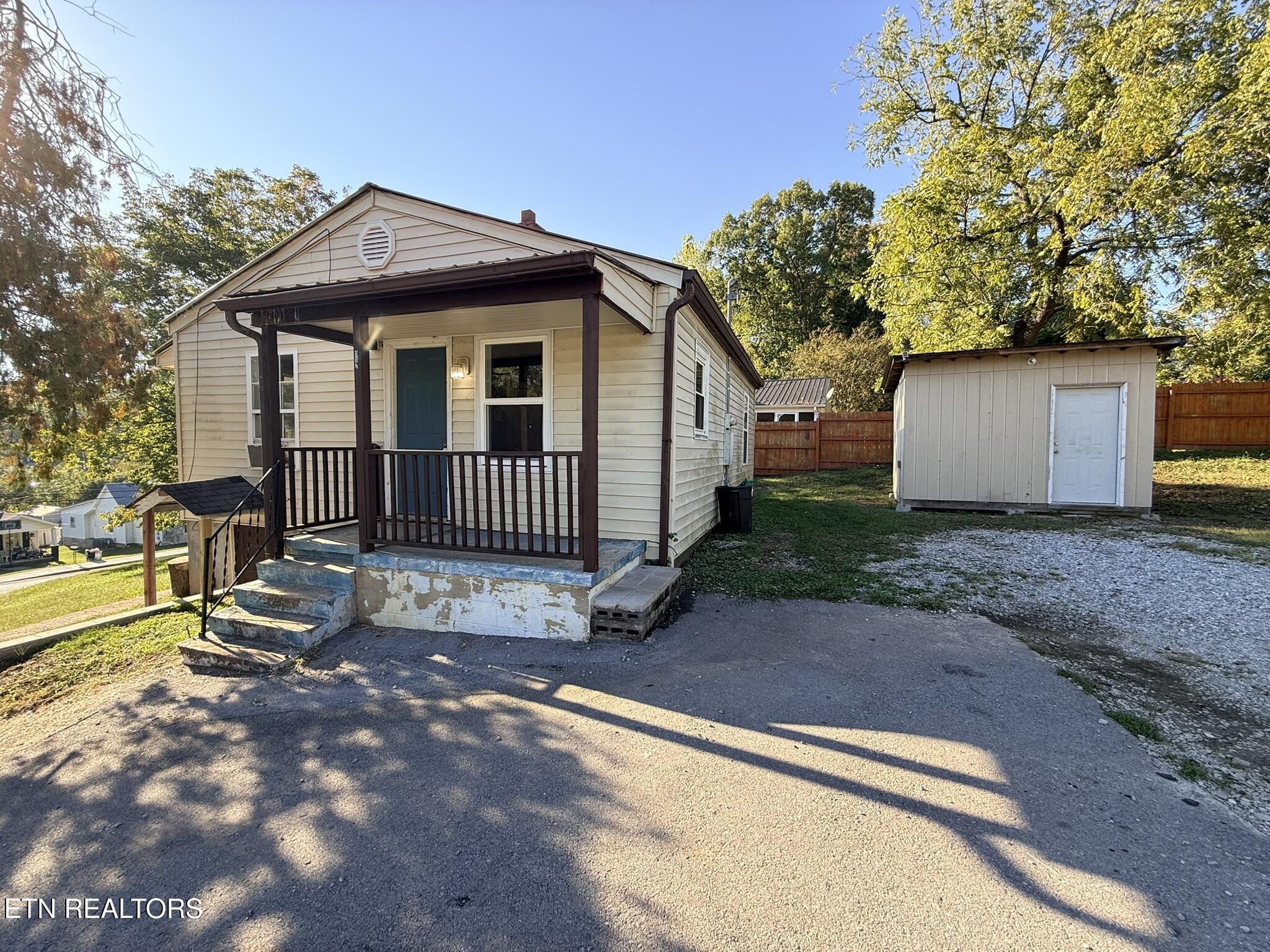 507 S Indiana Avenue Lafollette TN 37766