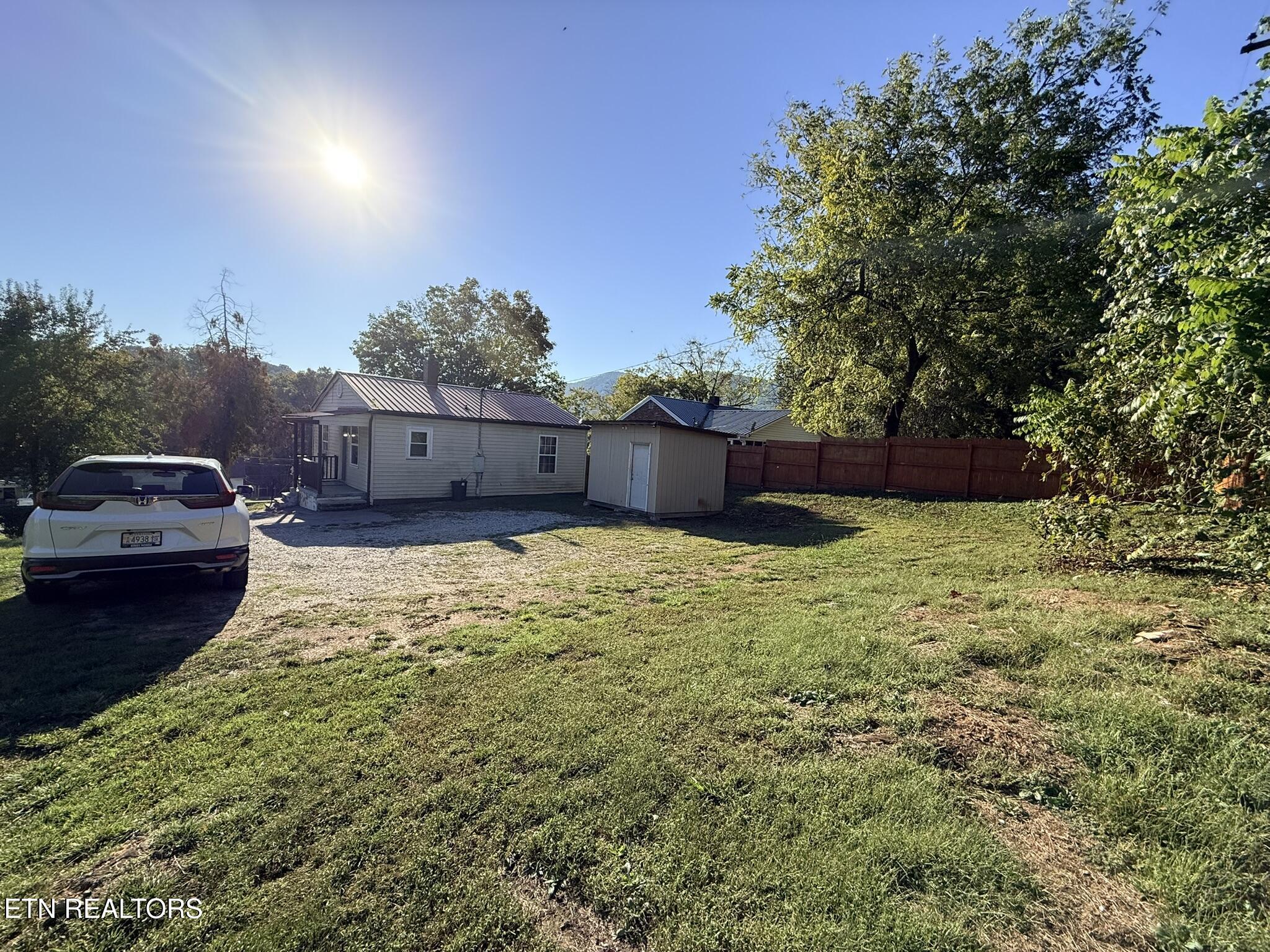 507 S Indiana Avenue Lafollette TN 37766
