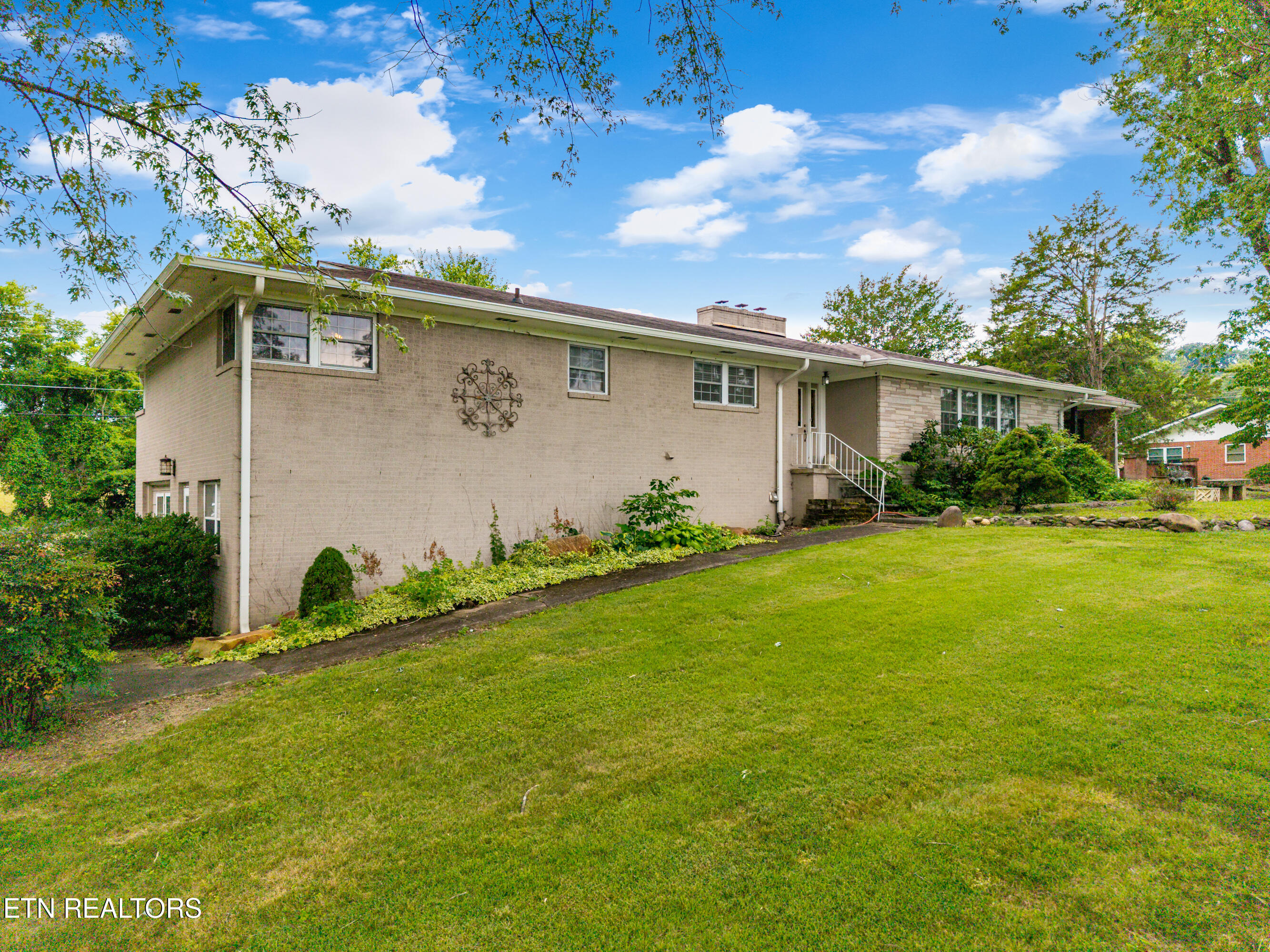 217 Hardin Lane Sevierville TN 37862