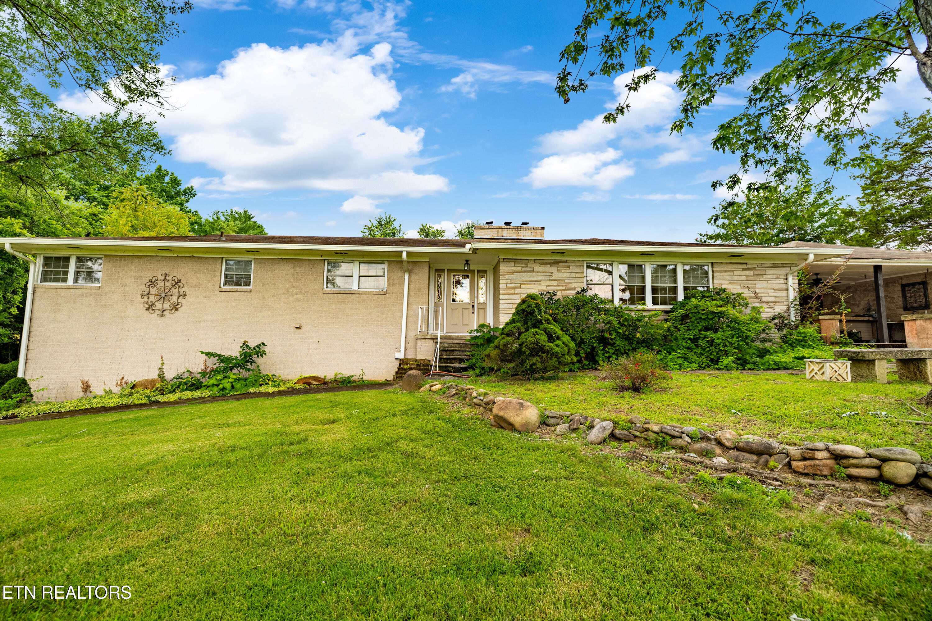 217 Hardin Lane Sevierville TN 37862