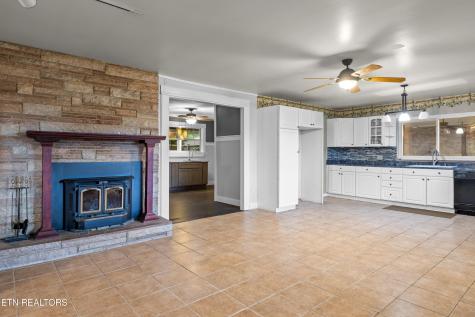 217 Hardin Lane Sevierville TN 37862