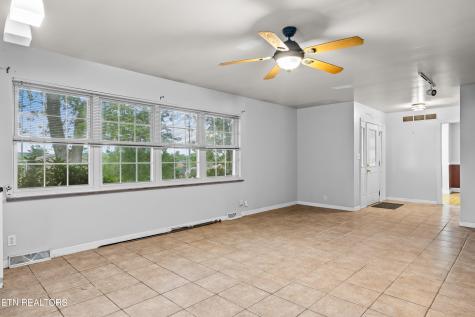 217 Hardin Lane Sevierville TN 37862
