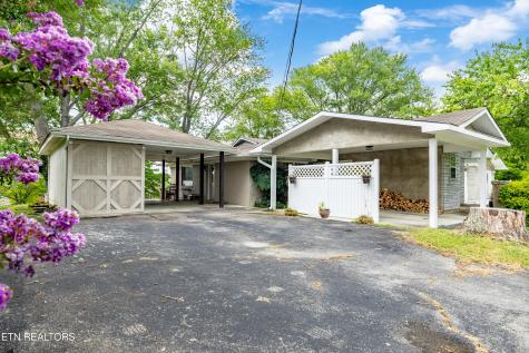 217 Hardin Lane Sevierville TN 37862