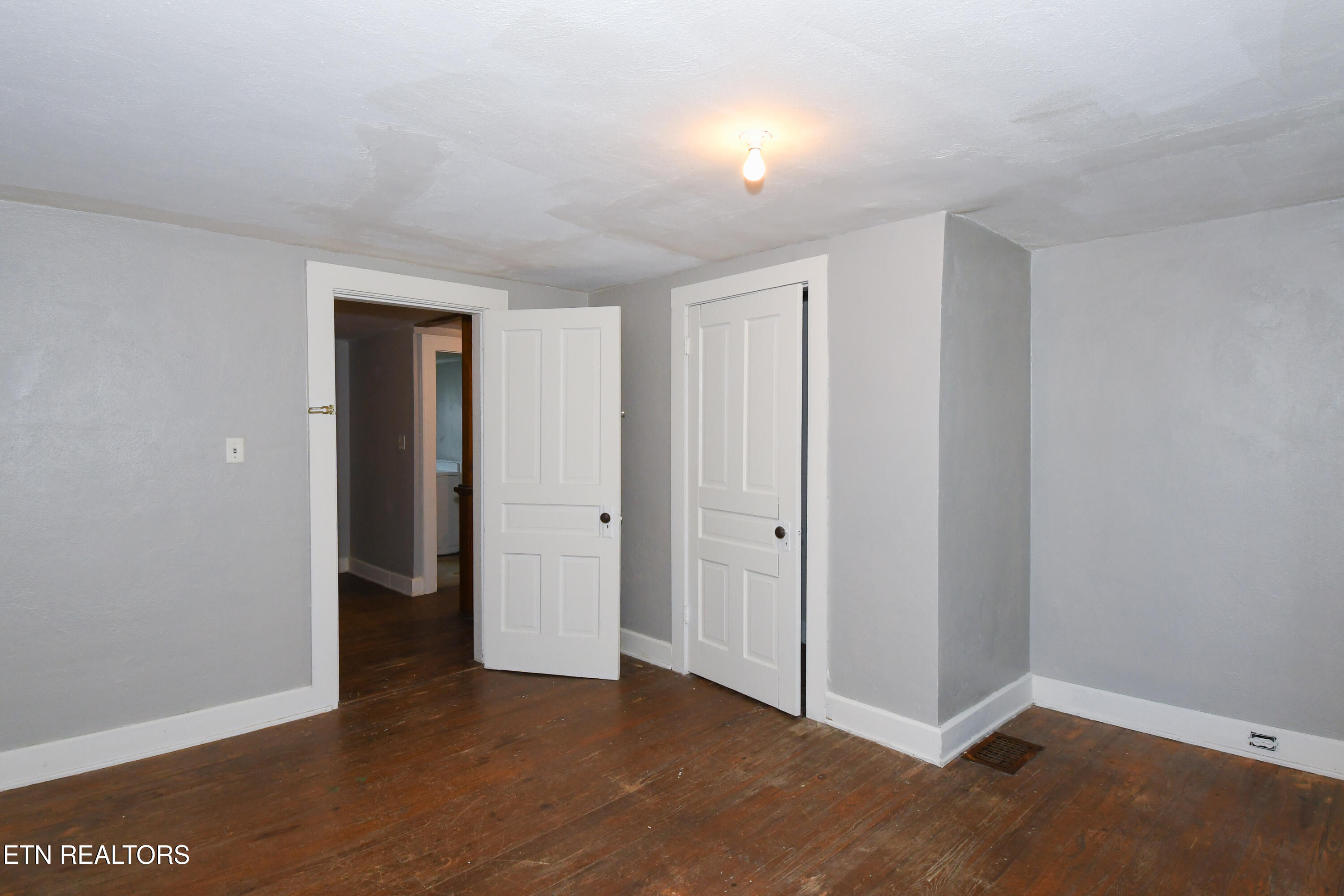 111 S Cedar Street Maryville TN 37803