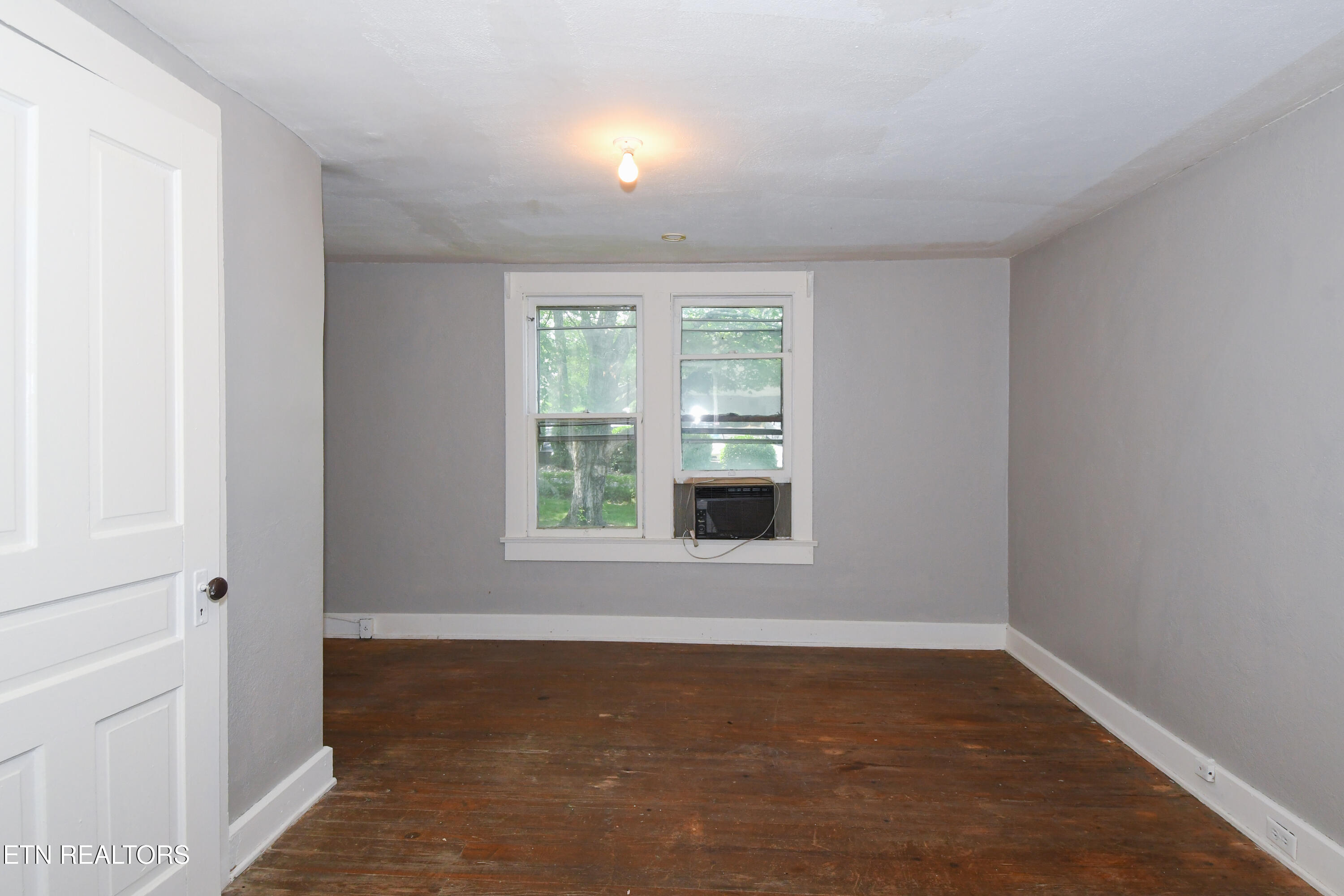 111 S Cedar Street Maryville TN 37803