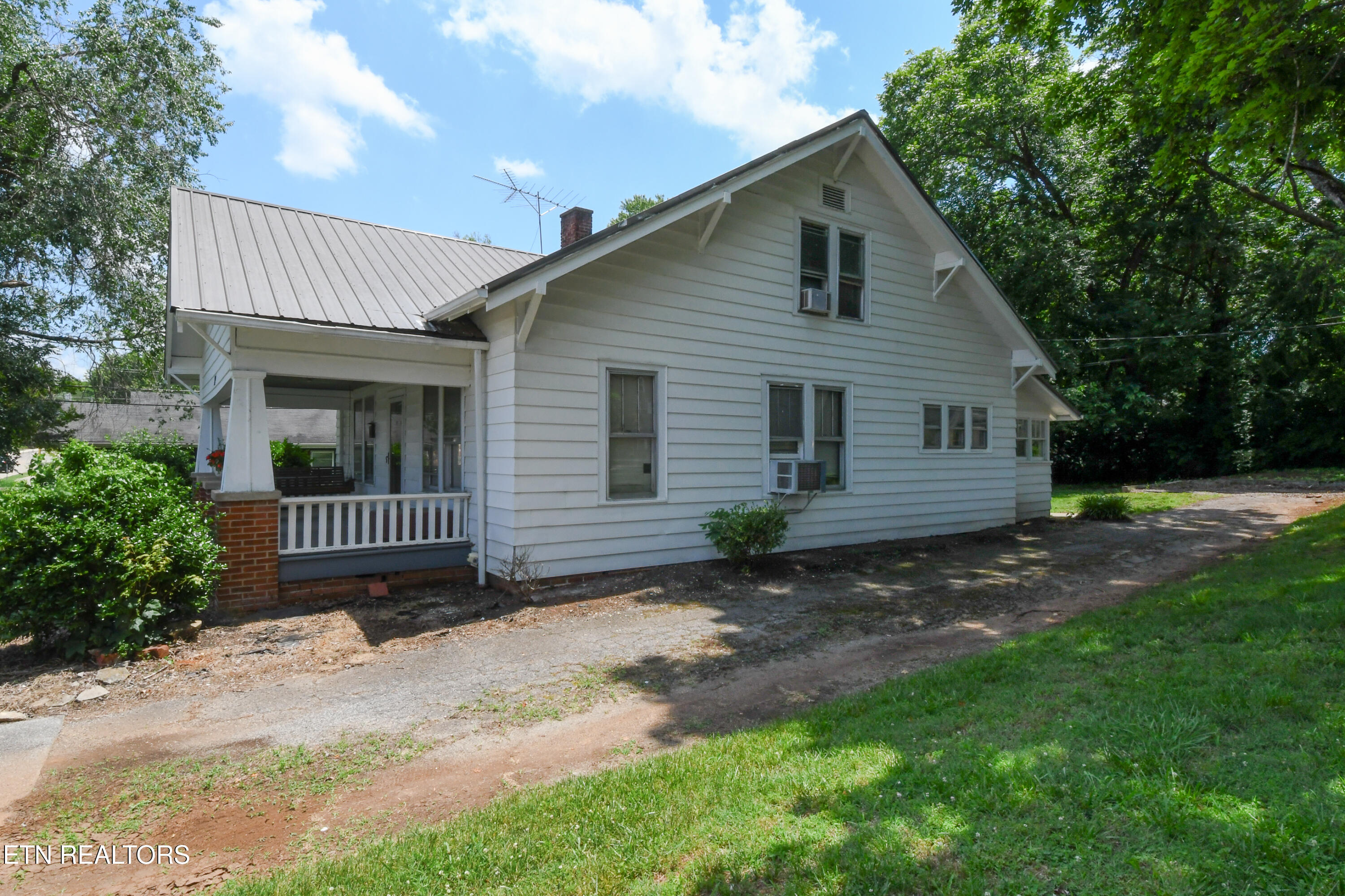 111 S Cedar Street Maryville TN 37803