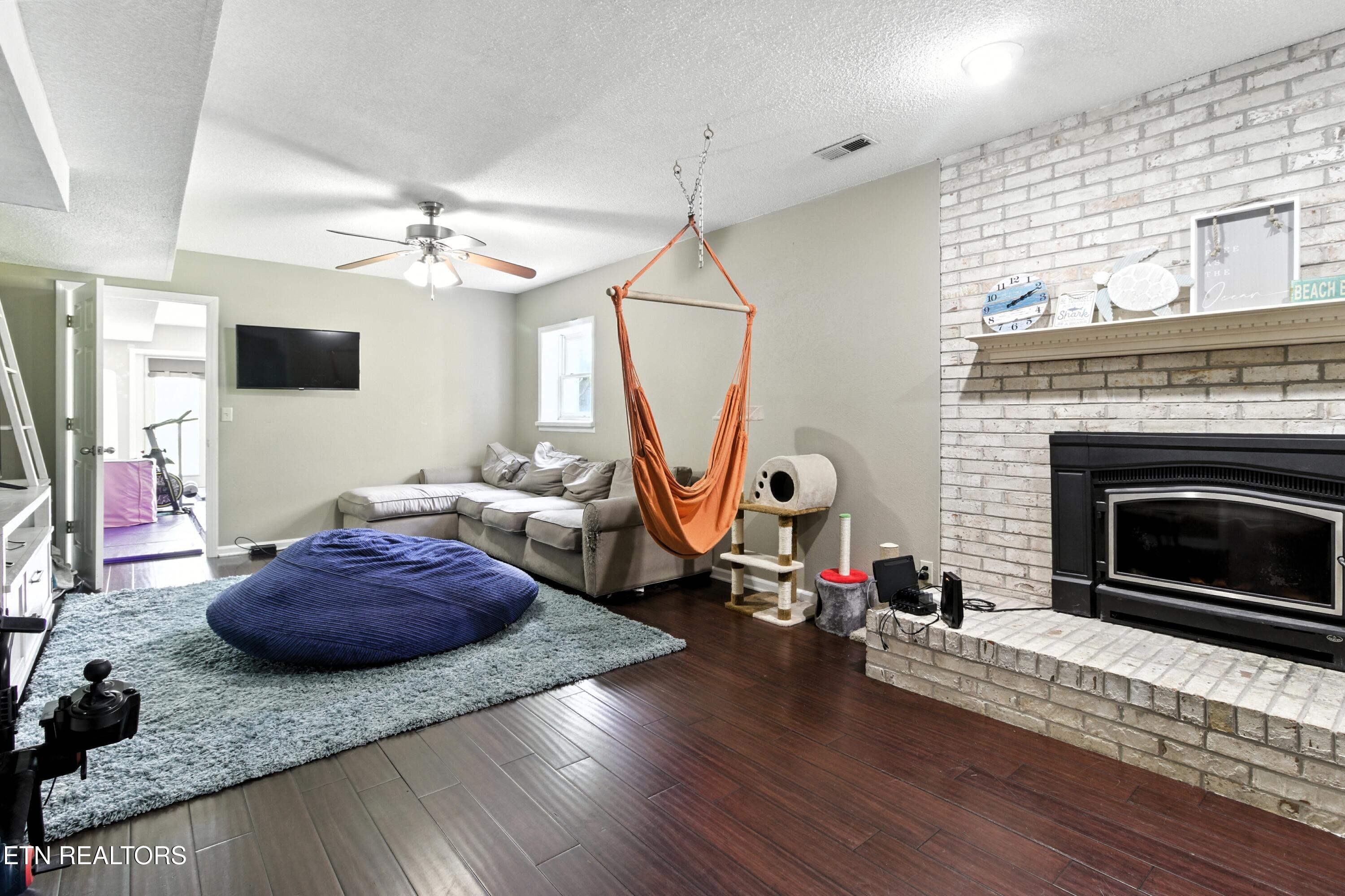 260 Meador Lane Harrogate TN 37752