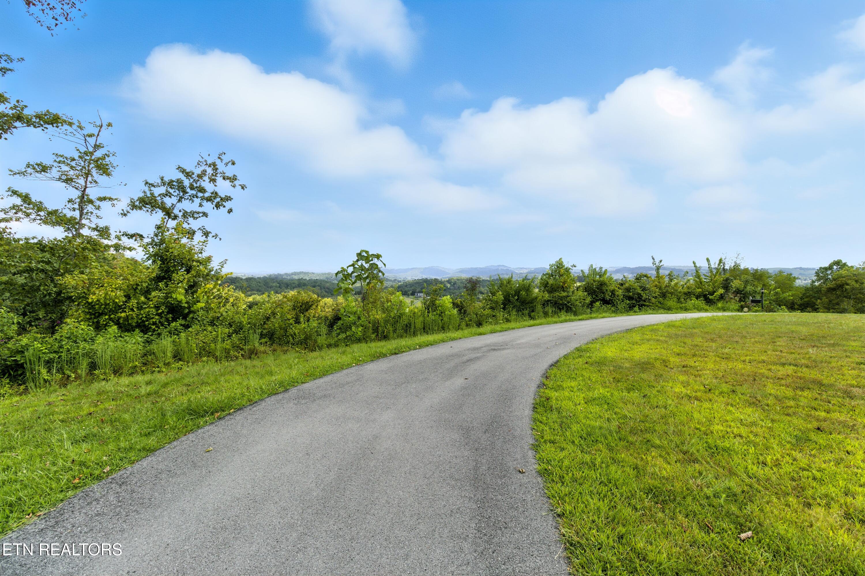 260 Meador Lane Harrogate TN 37752