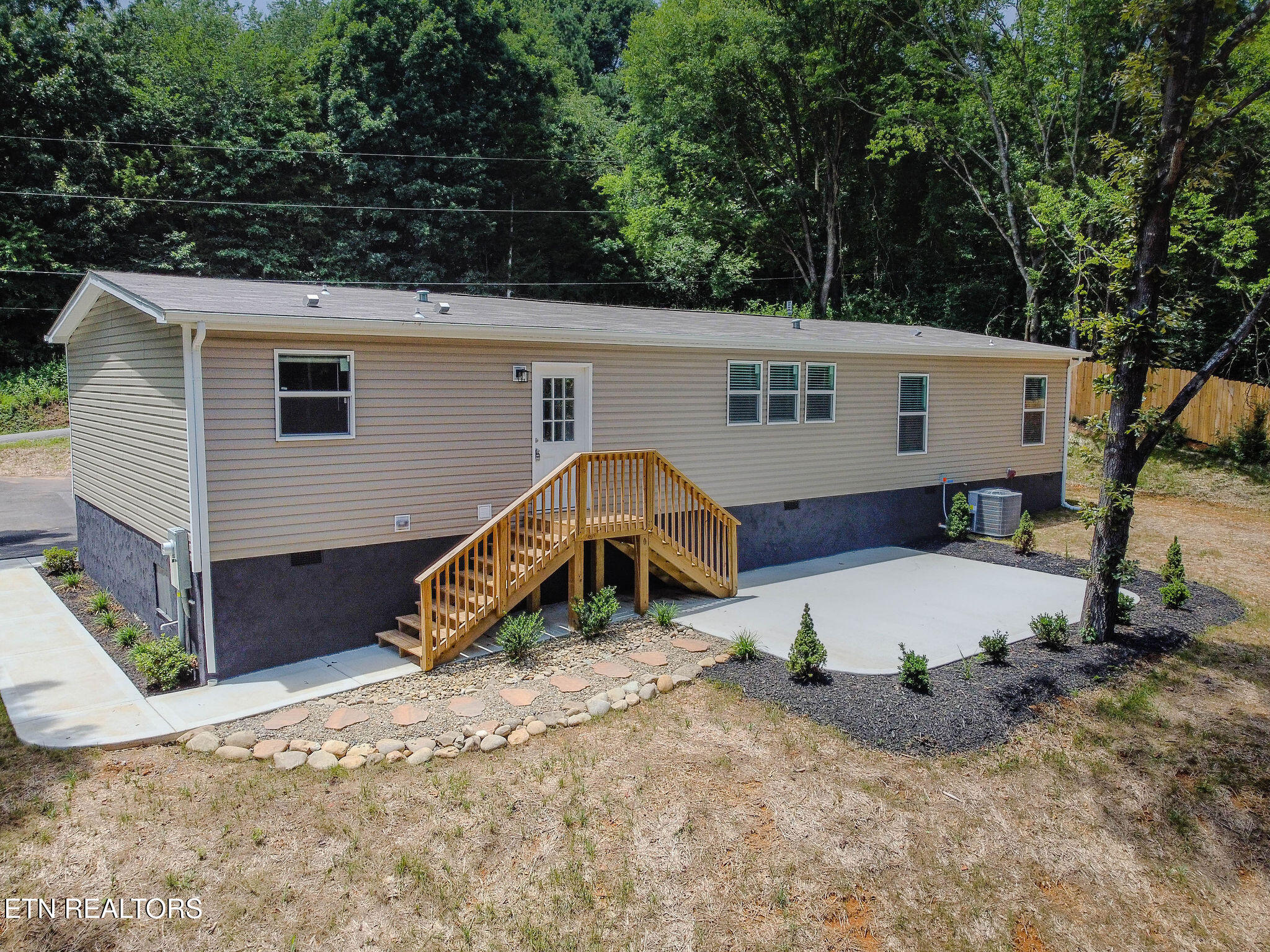 800 Matlock Trail Loudon TN 37774