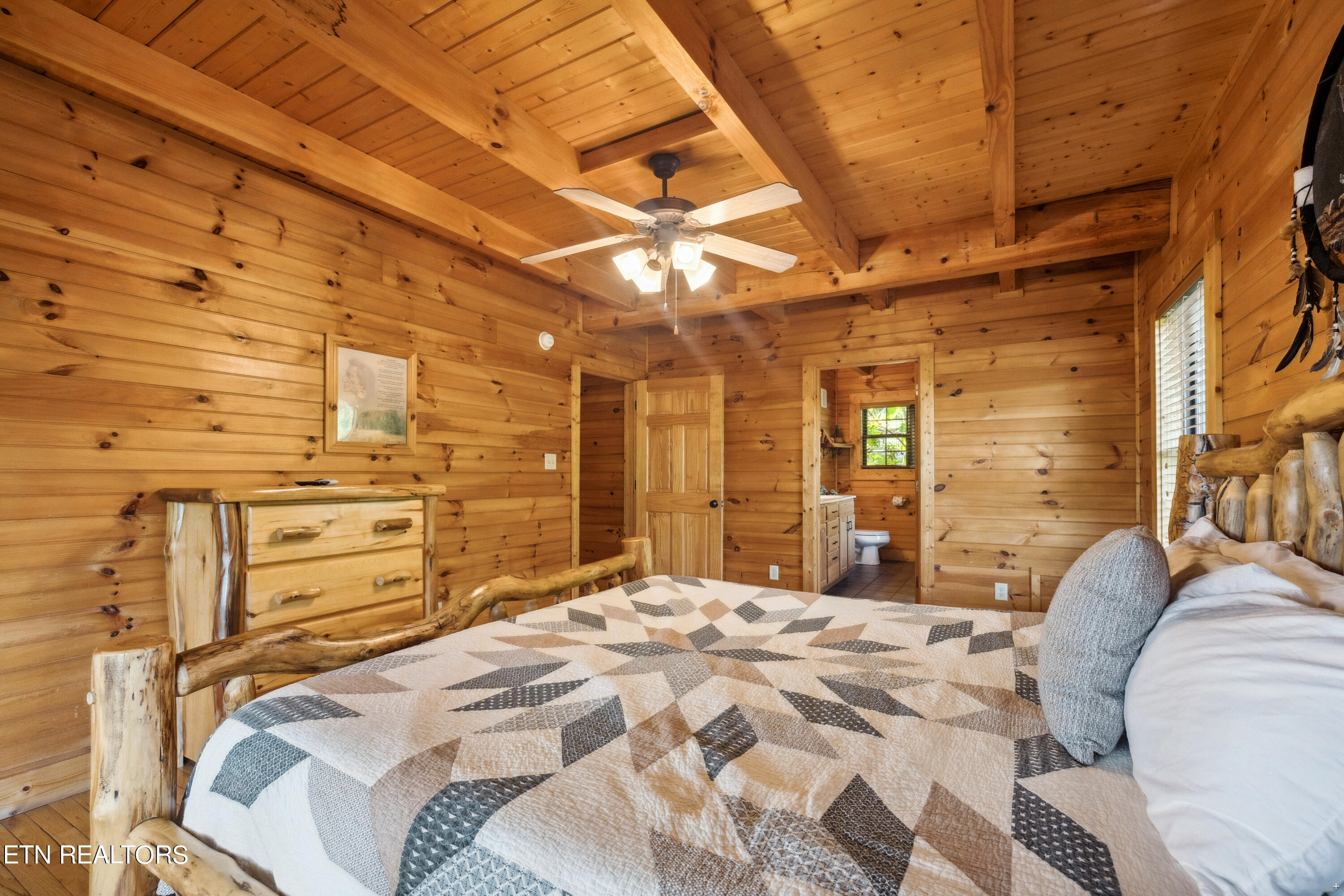 1424 Rocky Top Way Townsend TN 37882