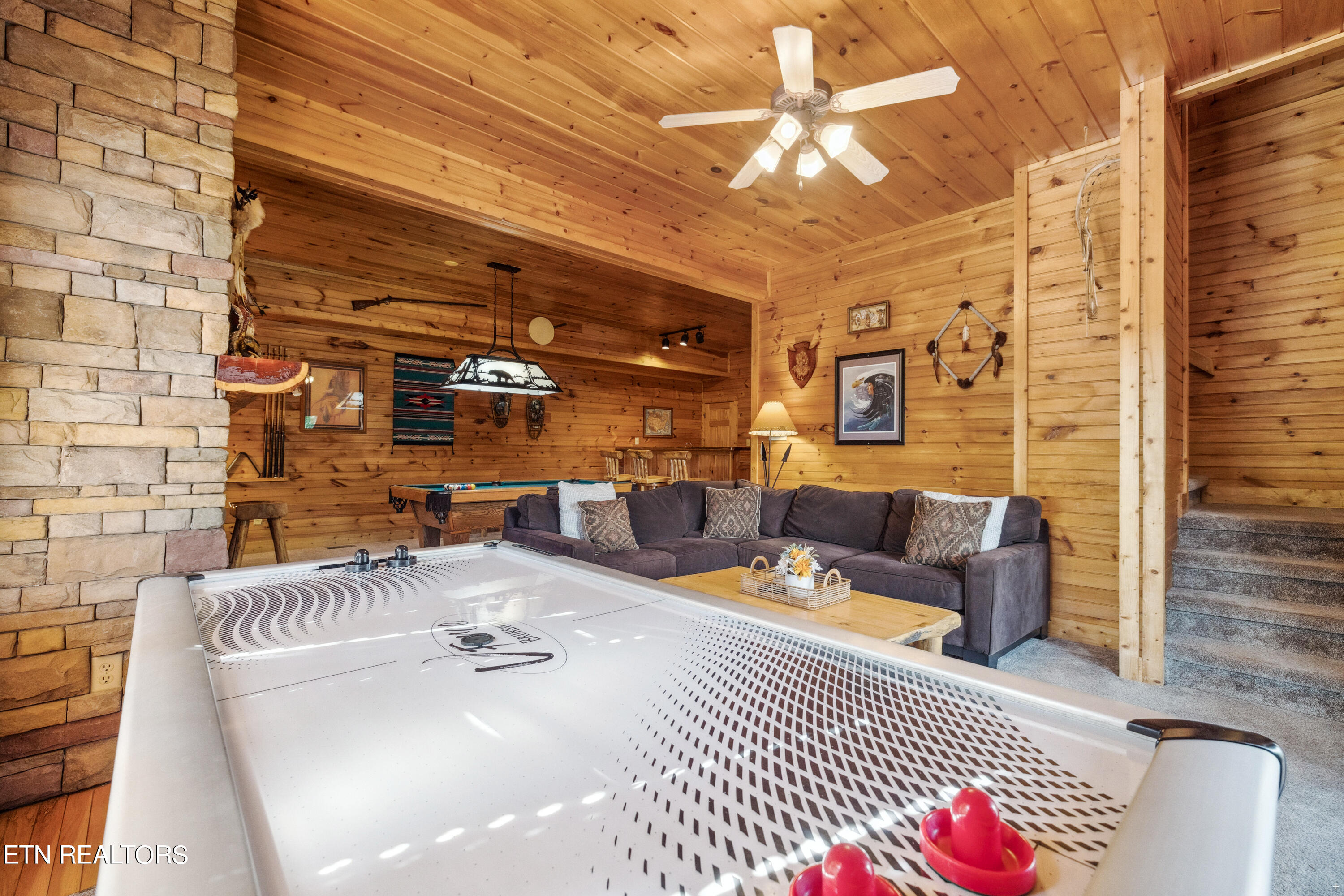 1424 Rocky Top Way Townsend TN 37882