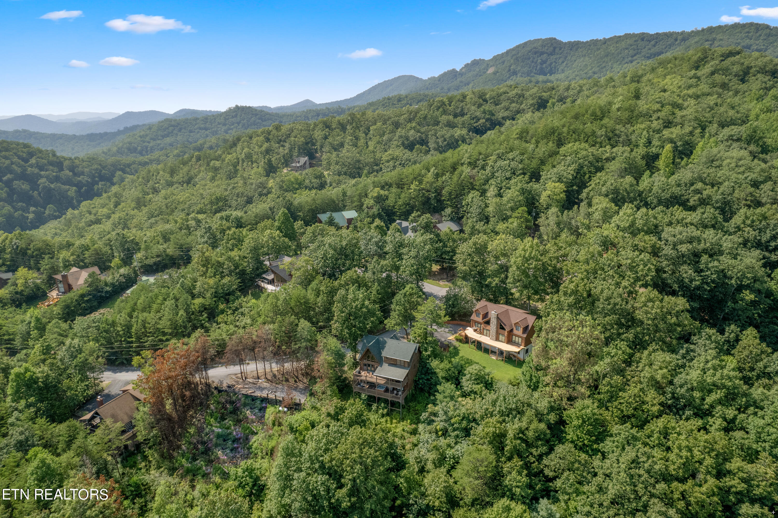 1424 Rocky Top Way Townsend TN 37882