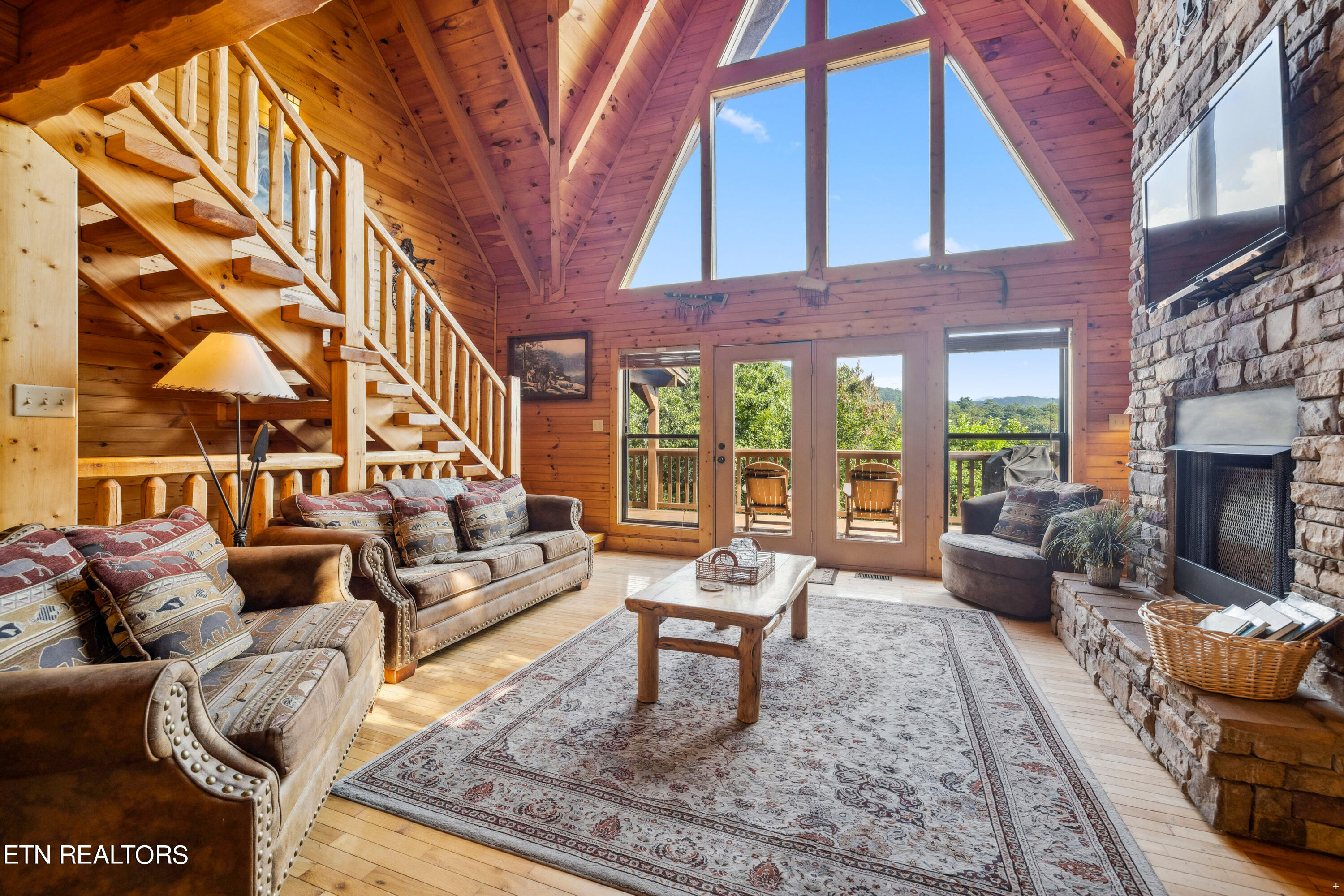 1424 Rocky Top Way Townsend TN 37882