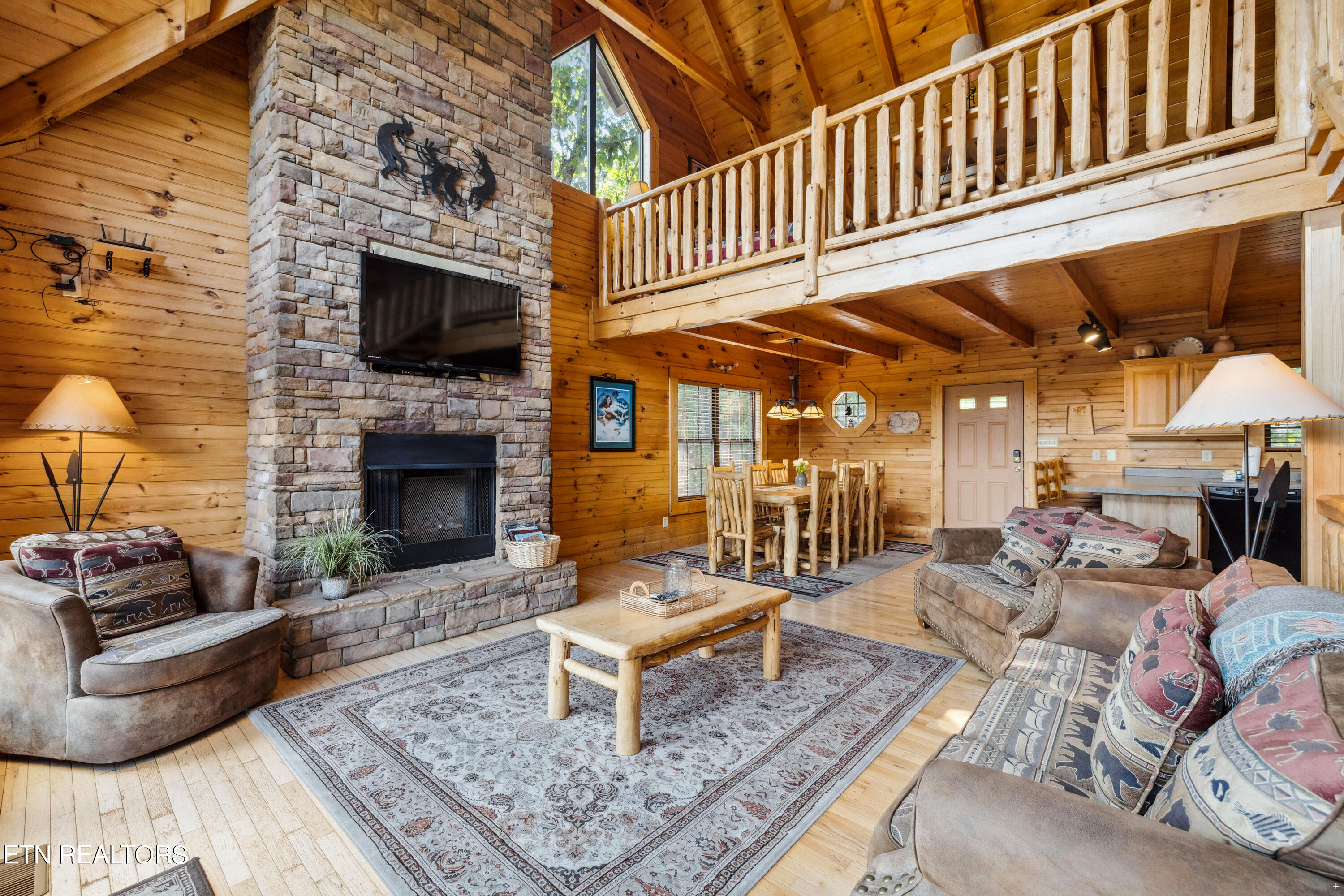 1424 Rocky Top Way Townsend TN 37882