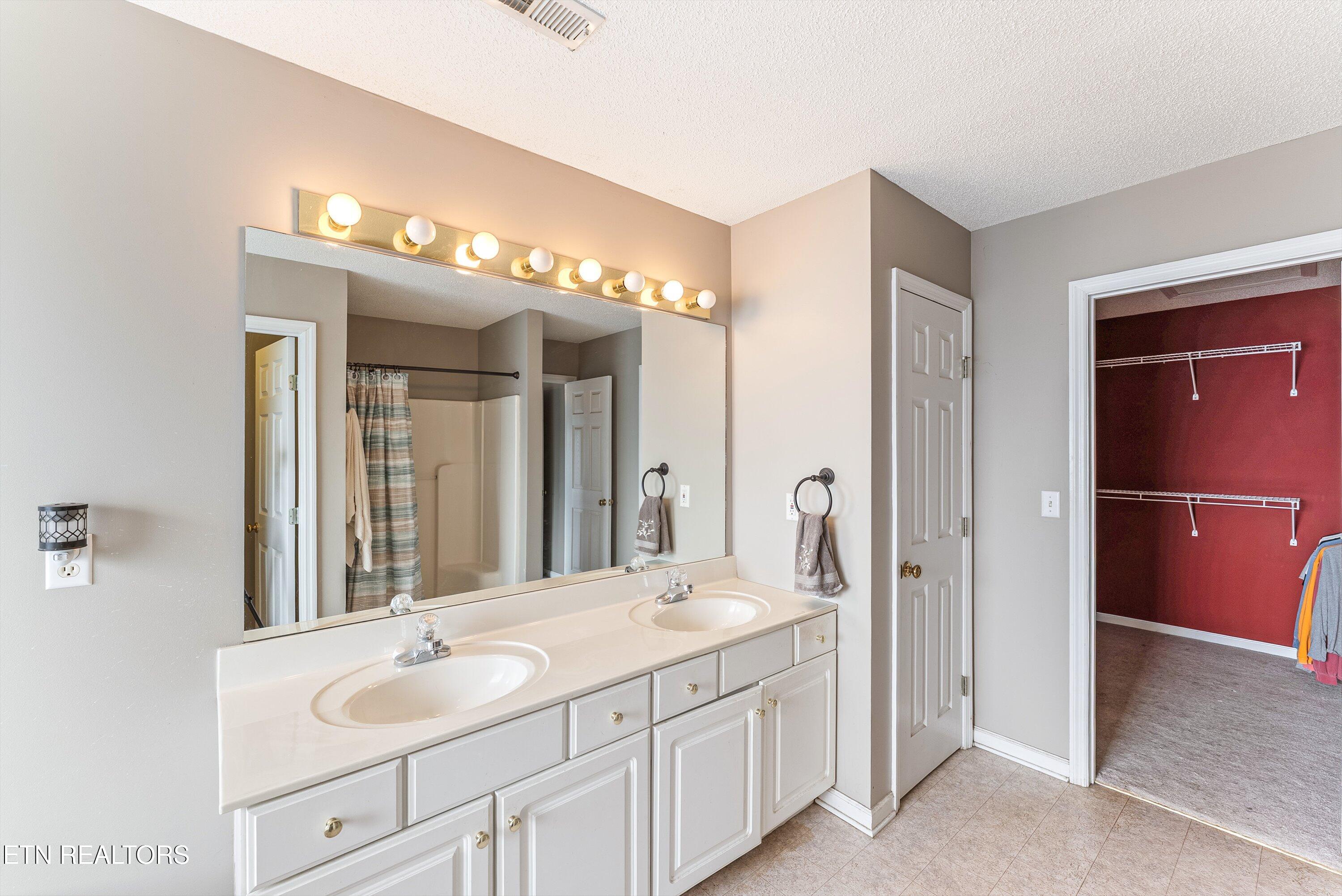 7648 Saddlebrooke Drive Knoxville TN 37938