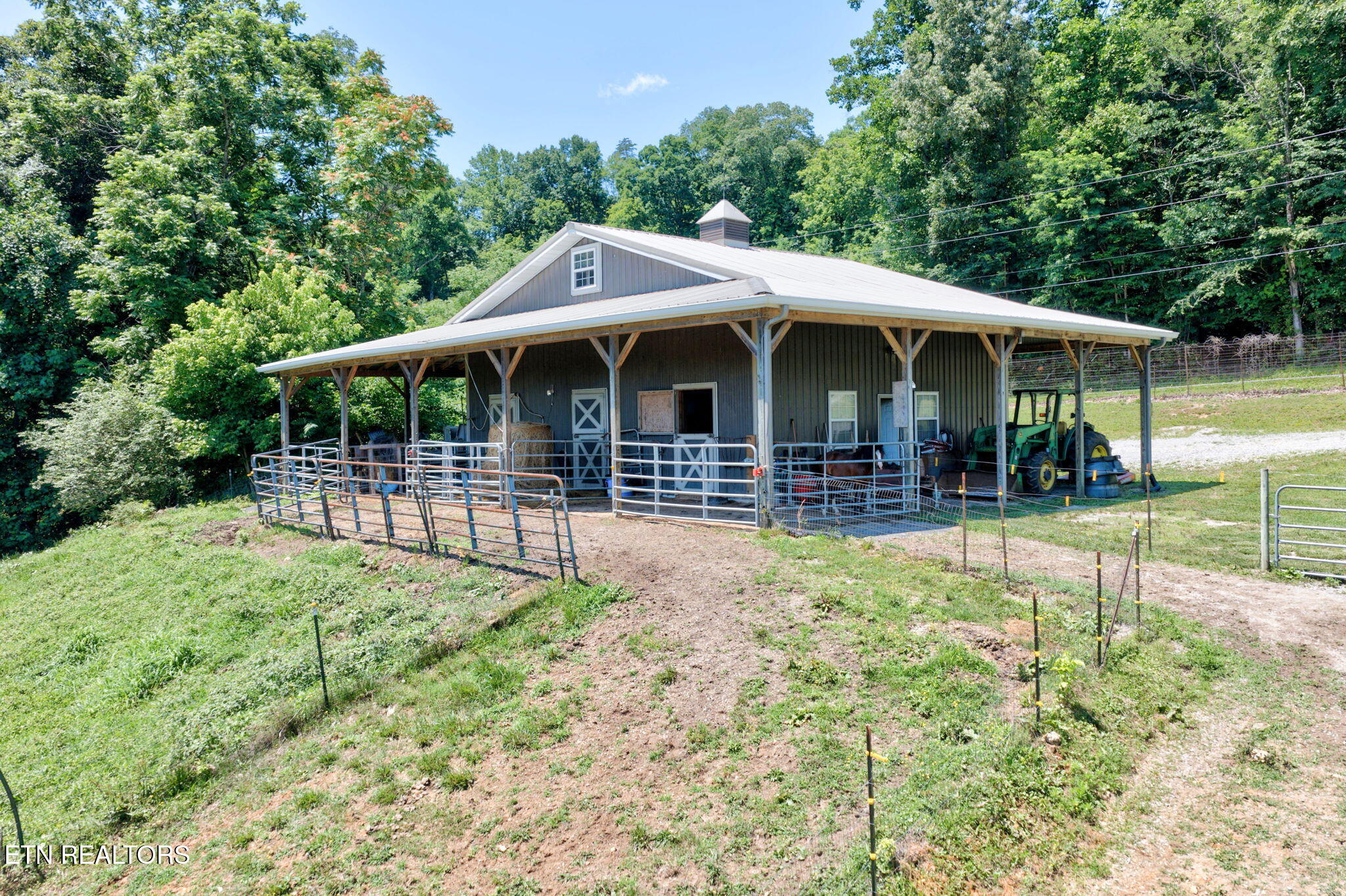 1252 Shellotte Loop Pall Mall TN 38577