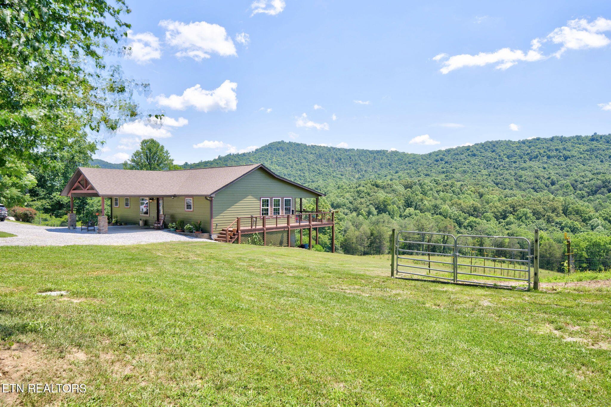 1252 Shellotte Loop Pall Mall TN 38577