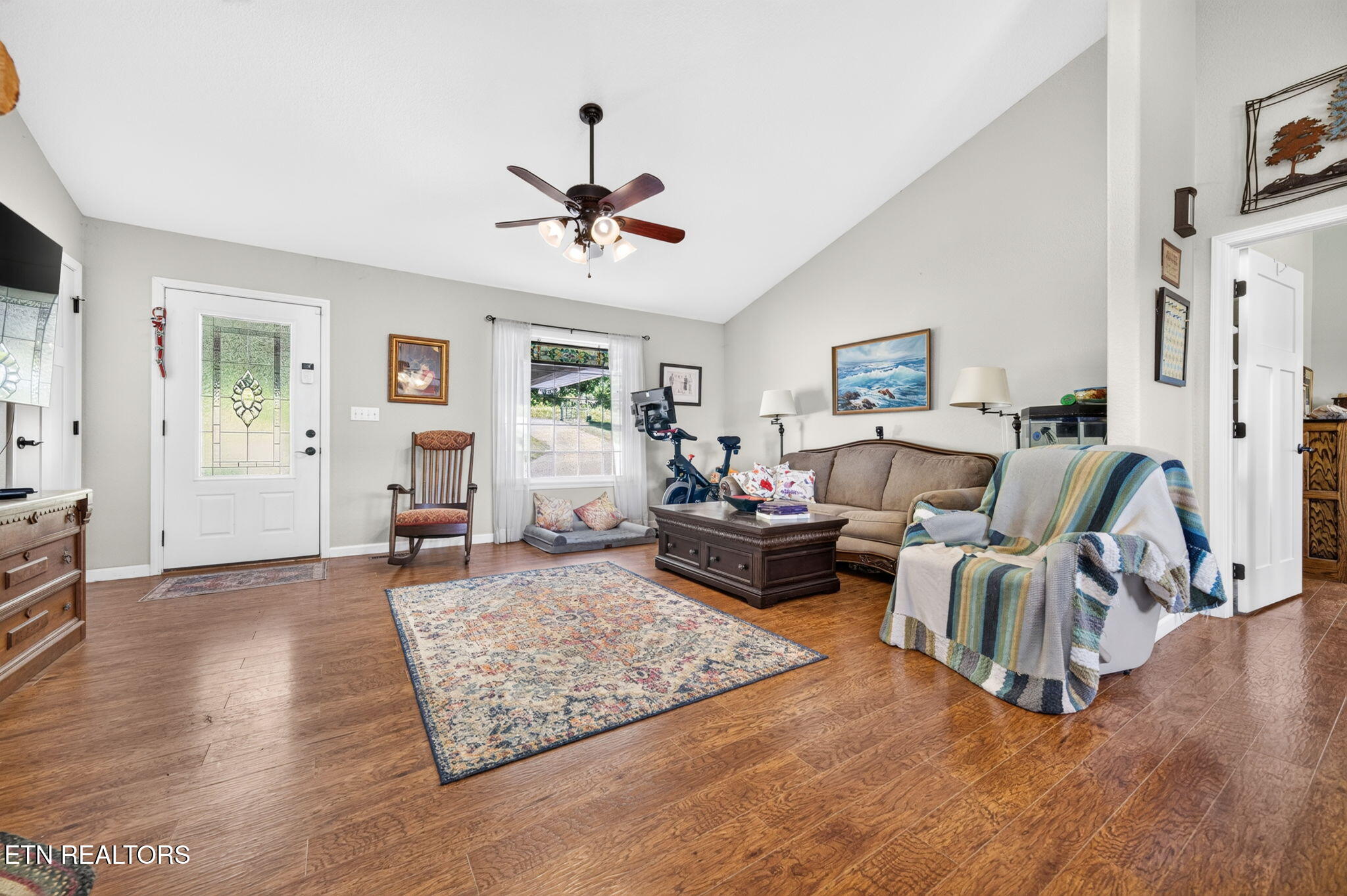 1252 Shellotte Loop Pall Mall TN 38577