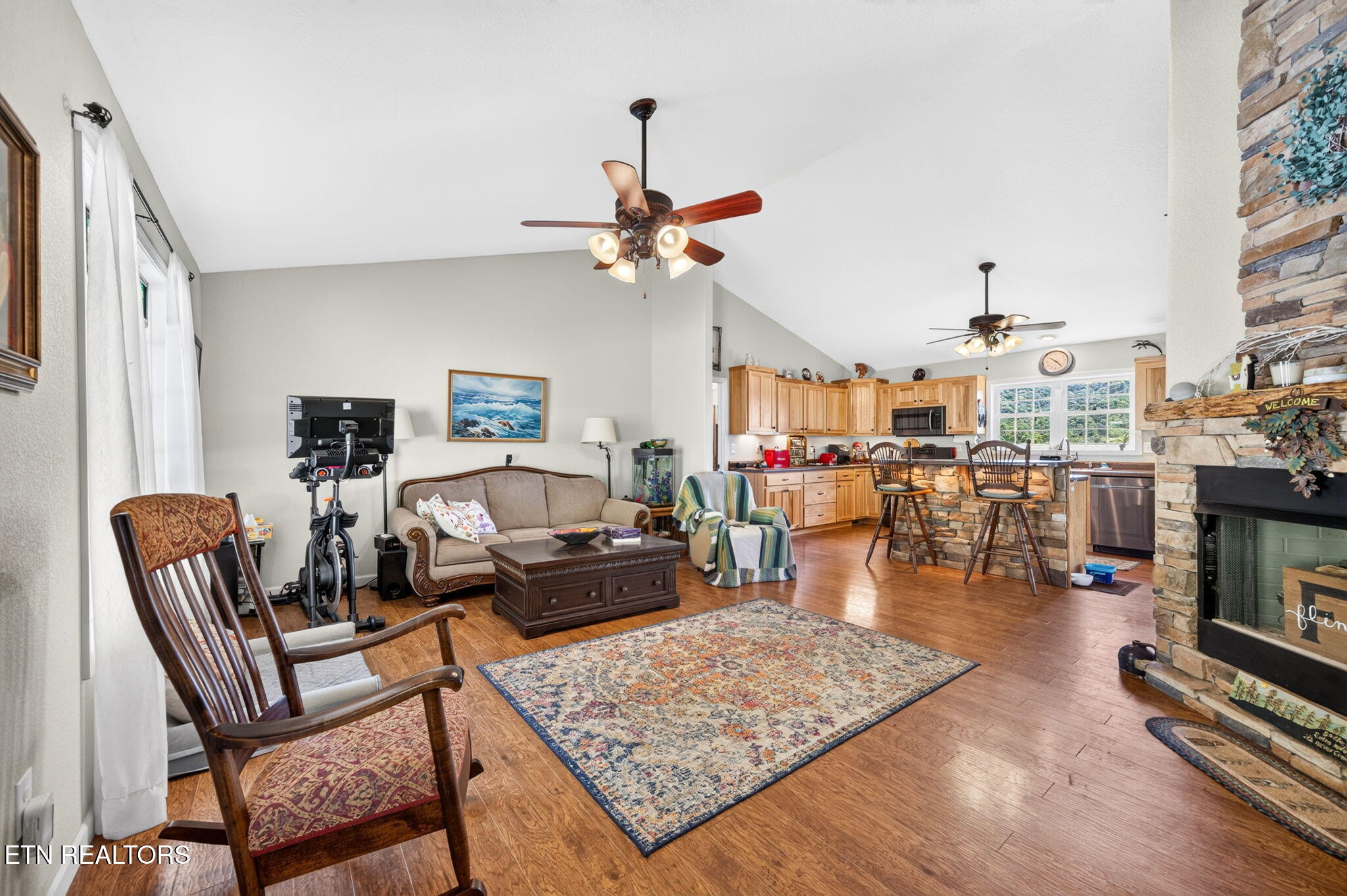 1252 Shellotte Loop Pall Mall TN 38577