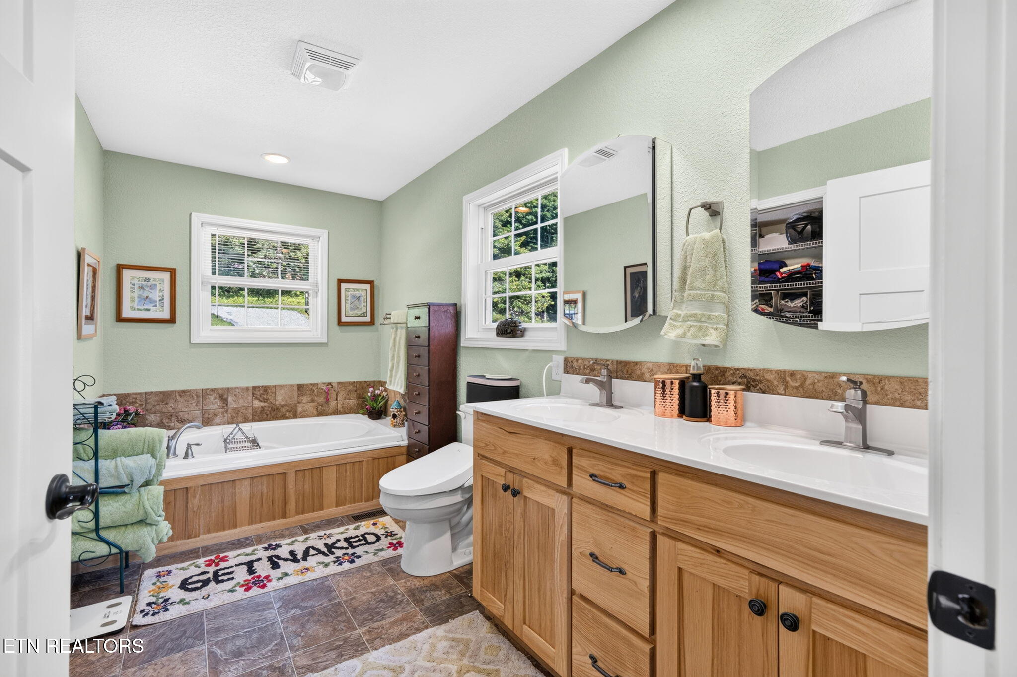 1252 Shellotte Loop Pall Mall TN 38577