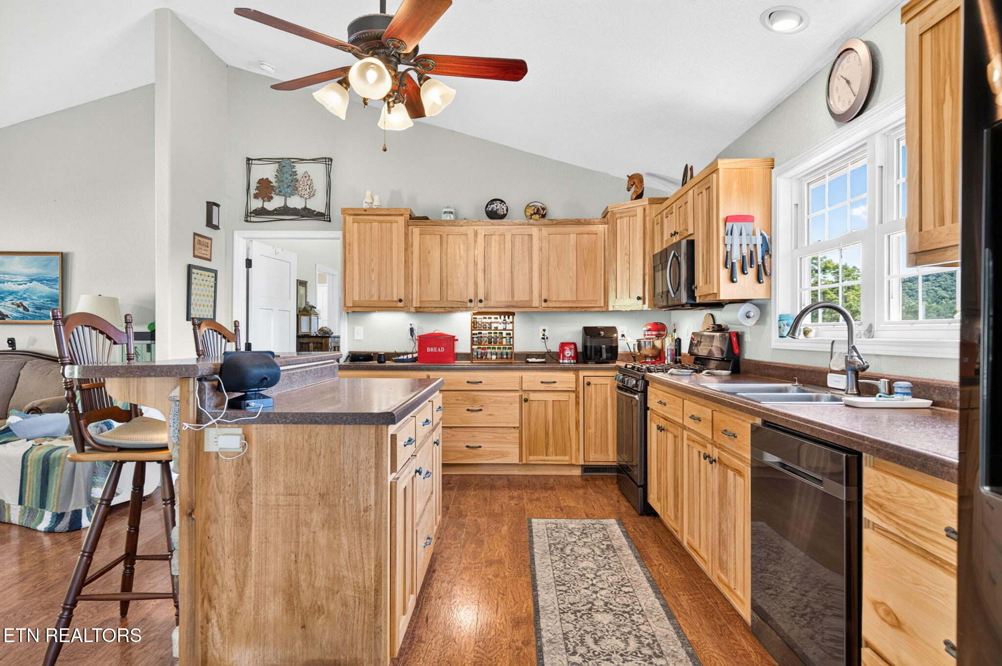 1252 Shellotte Loop Pall Mall TN 38577