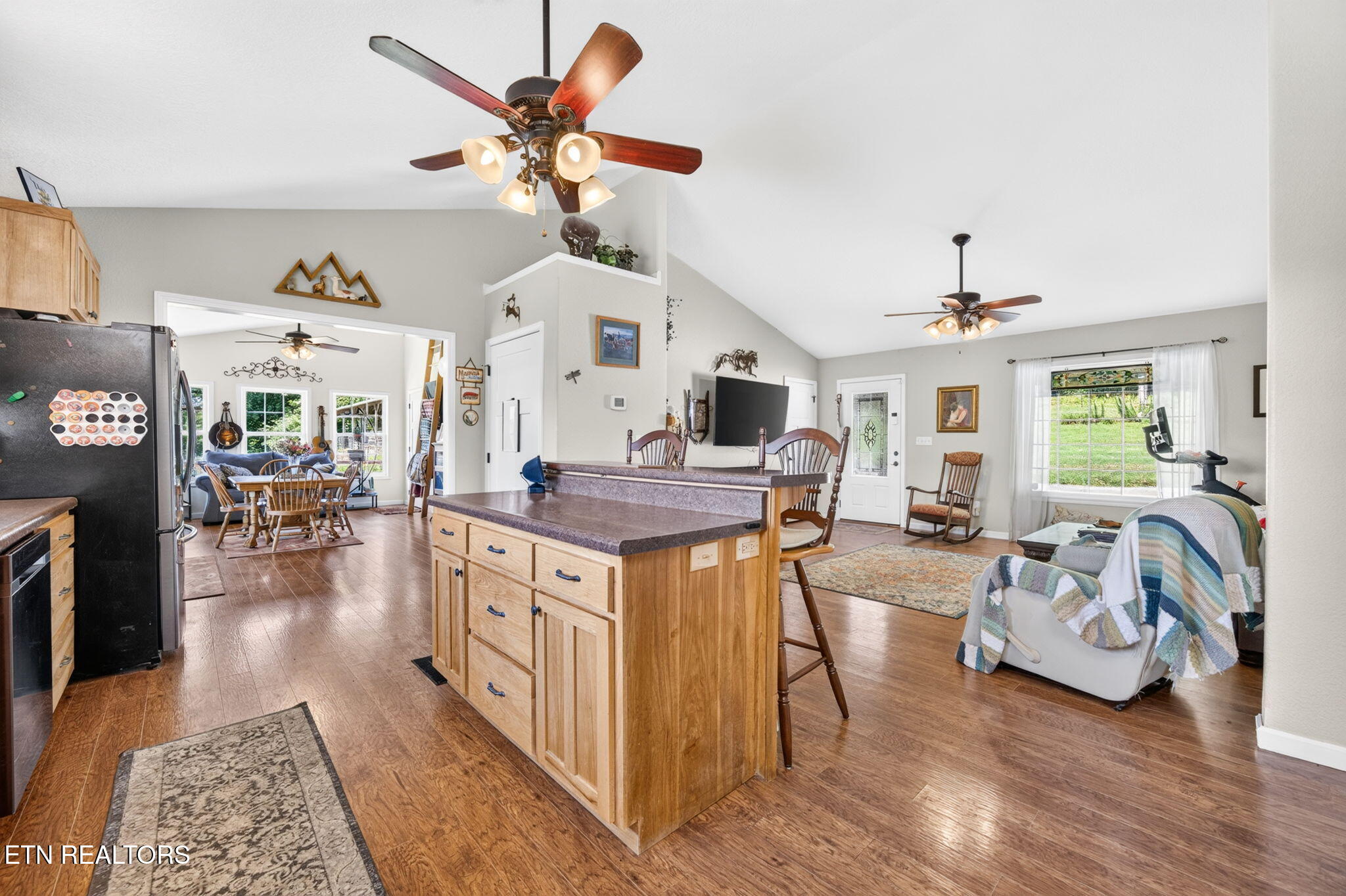 1252 Shellotte Loop Pall Mall TN 38577
