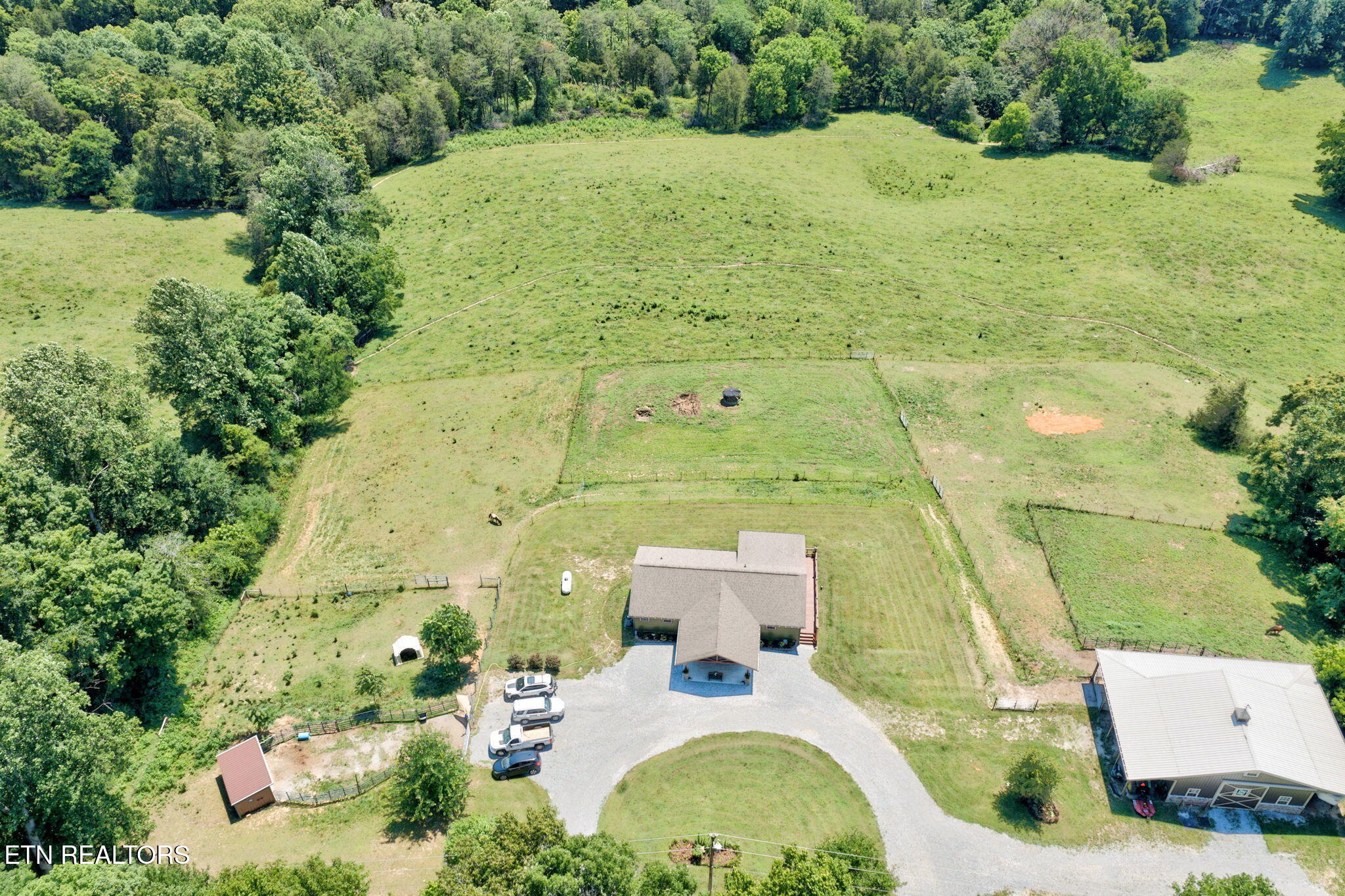 1252 Shellotte Loop Pall Mall TN 38577