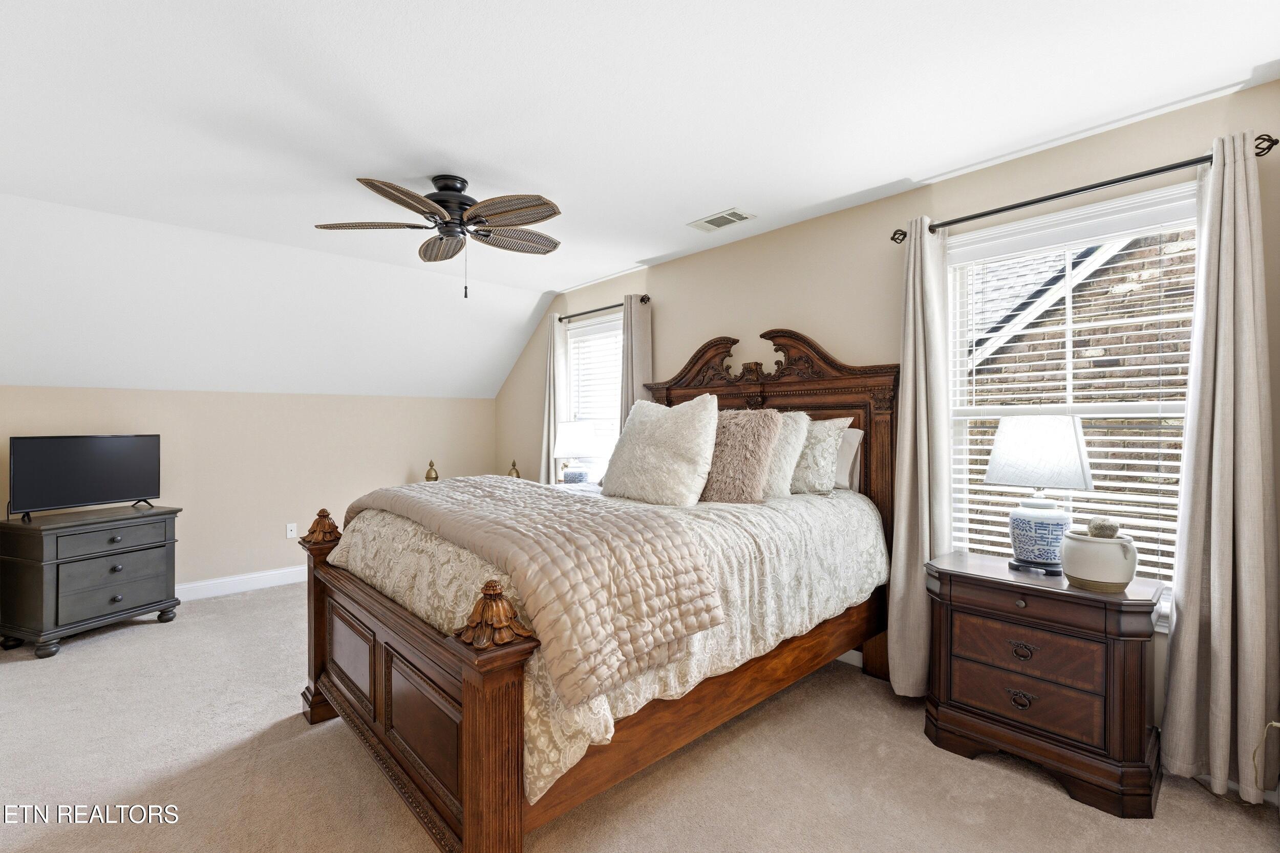 1201 Bishops View Lane Knoxville TN 37932
