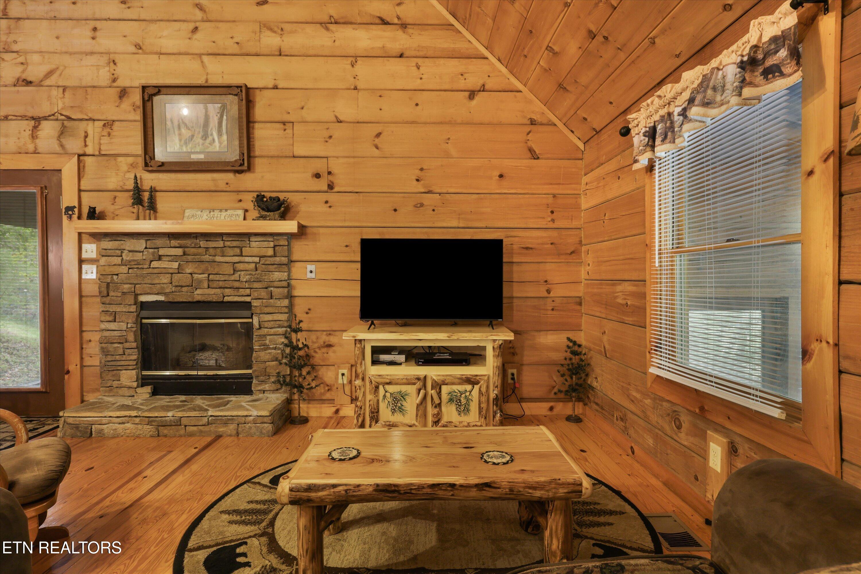 214 Tsali Way Sevierville TN 37876