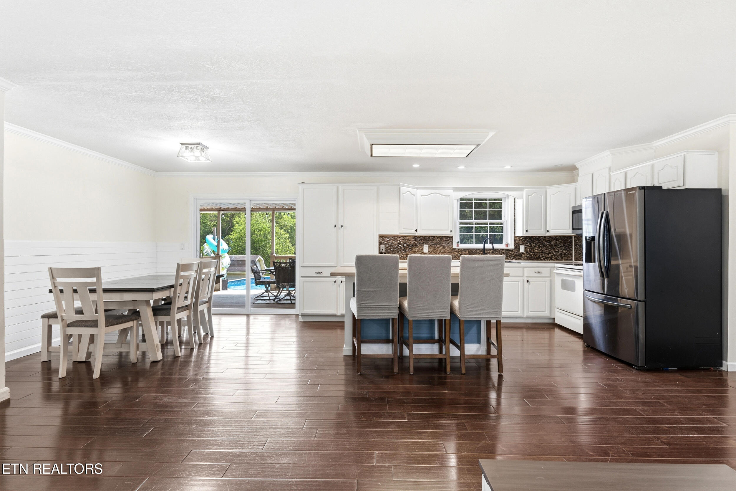 300 Lindner Lane Lenoir City TN 37772