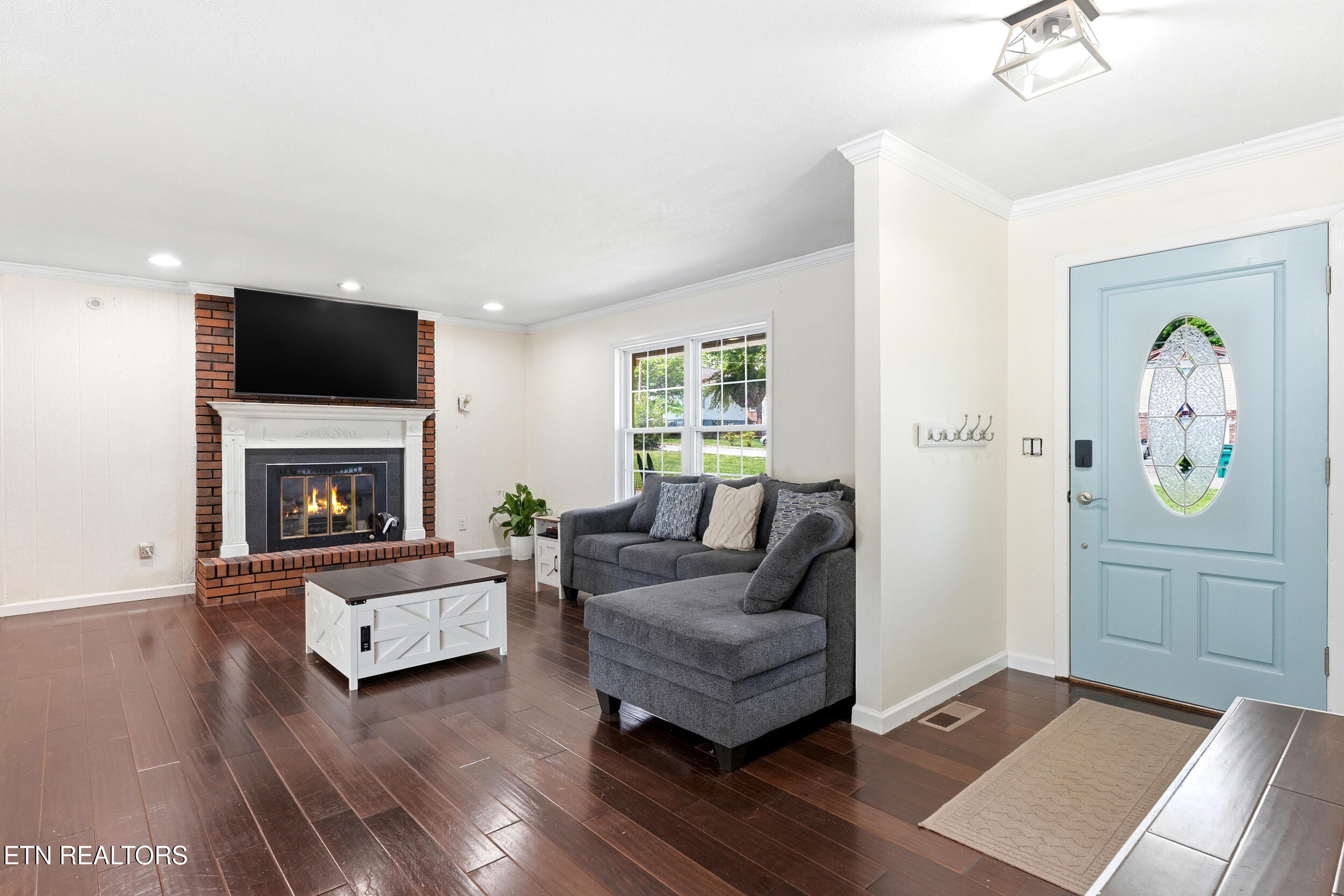 300 Lindner Lane Lenoir City TN 37772