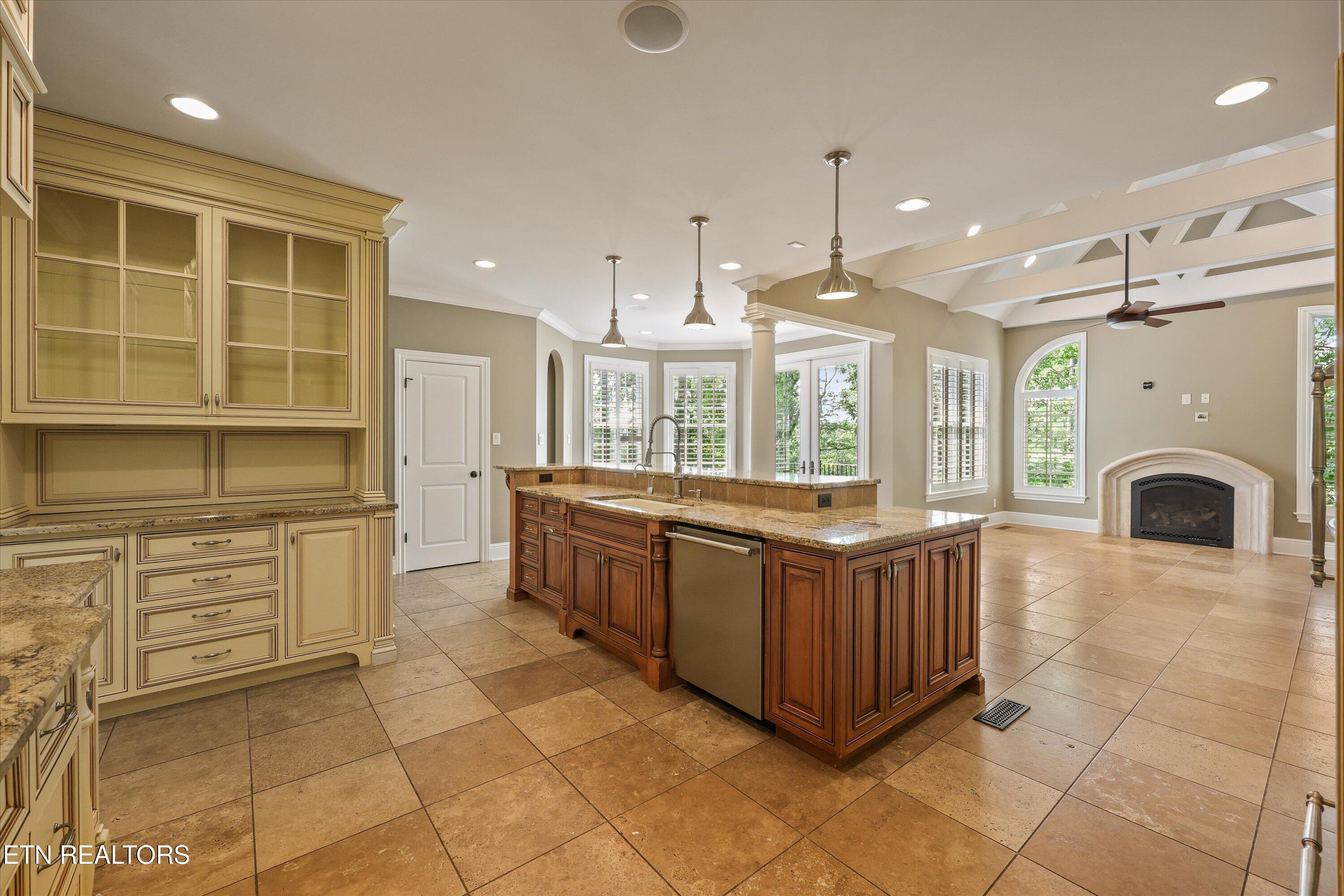 2533 Woodland Reserve Lane Knoxville TN 37919