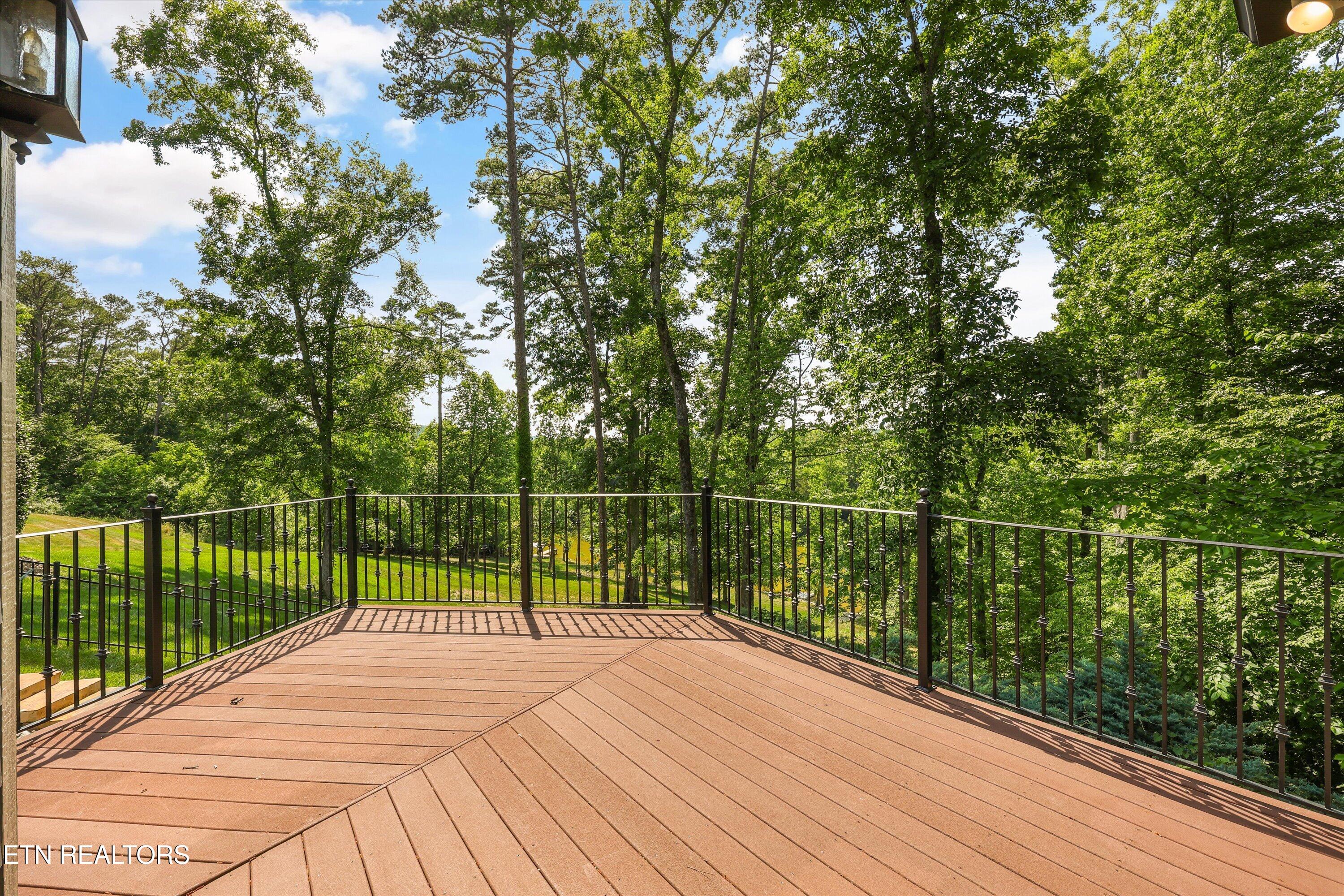 2533 Woodland Reserve Lane Knoxville TN 37919